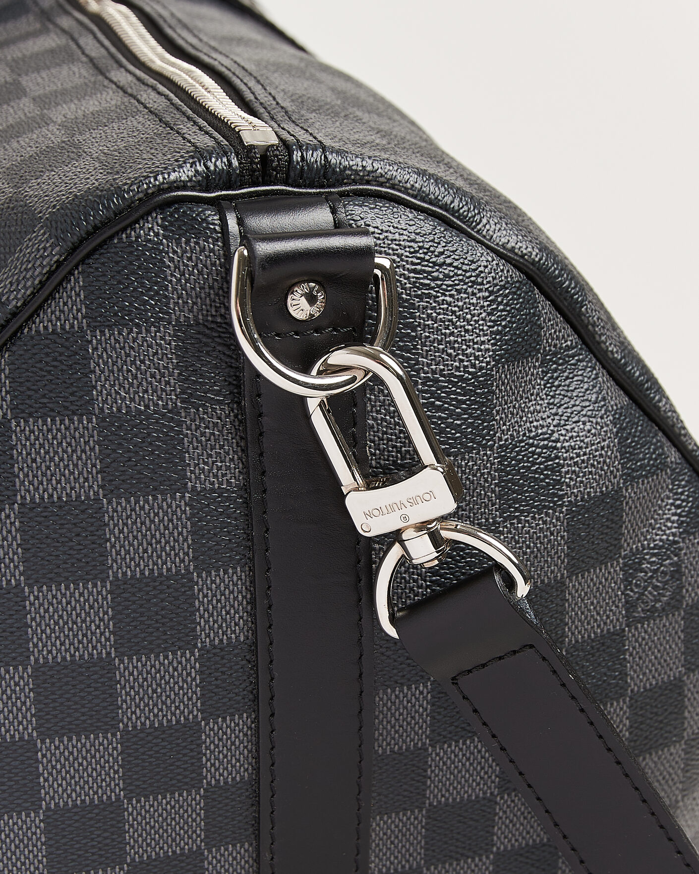 Hombres | Pre-Owned & Vintage Bags | Louis Vuitton Pre-Owned | Keepall Bandouliére 55 Damier Graphite