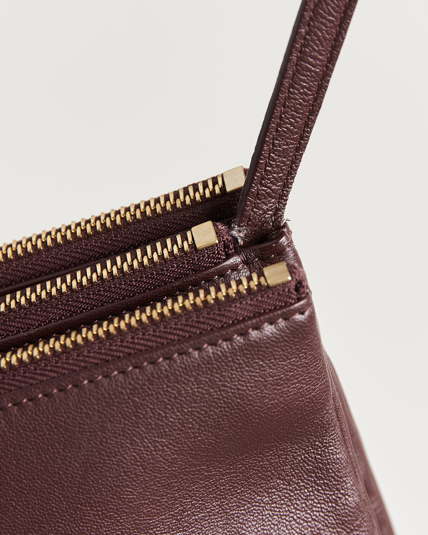 Hombres | Pre-Owned & Vintage Bags | Celine Pre-Owned | Trio Bag Medium Leather Burgundy