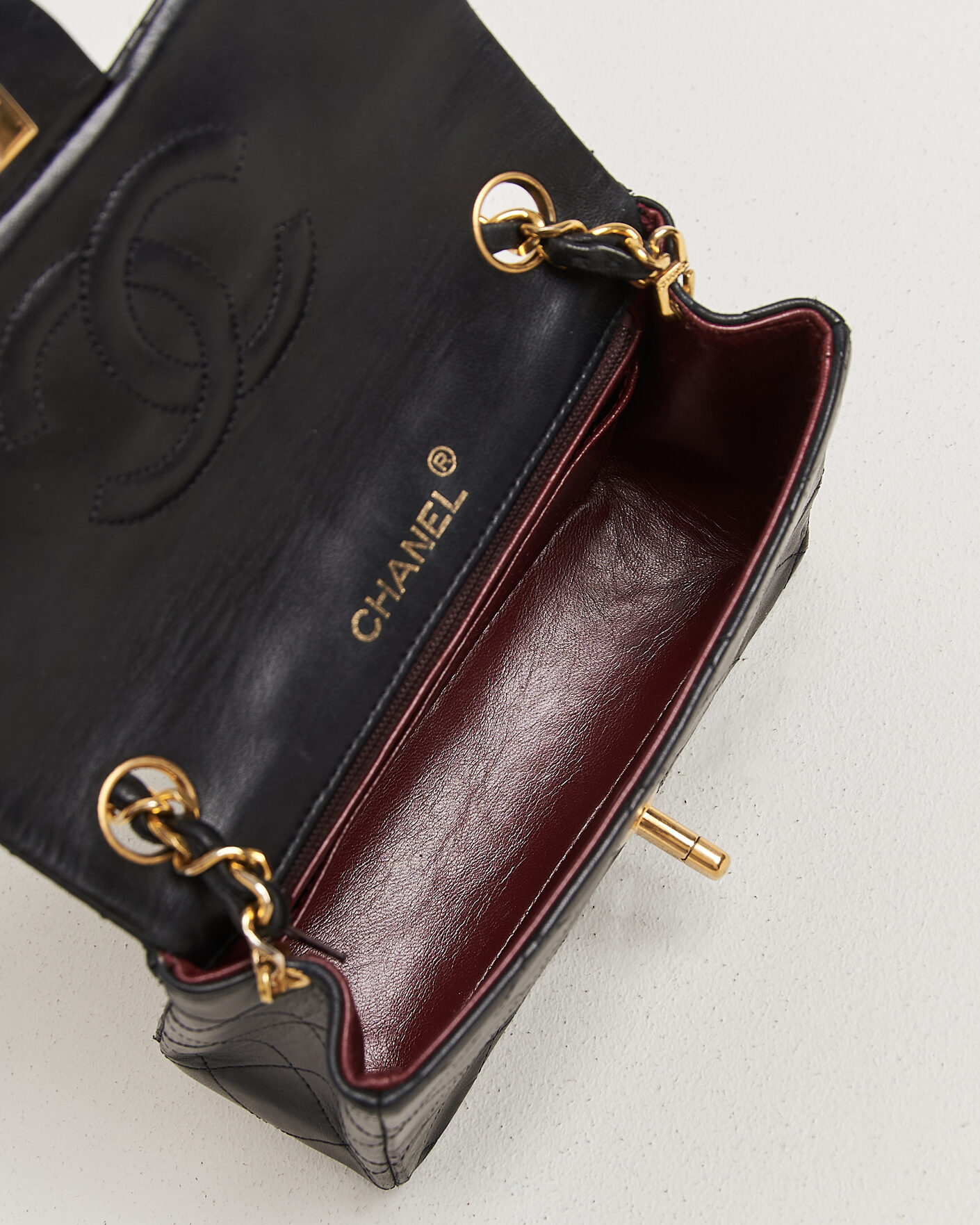 Hombres | Chanel Pre-Owned Classic Mini Single Flap Square Bag Black | Chanel Pre-Owned | Classic Mini Single Flap Square Bag Black