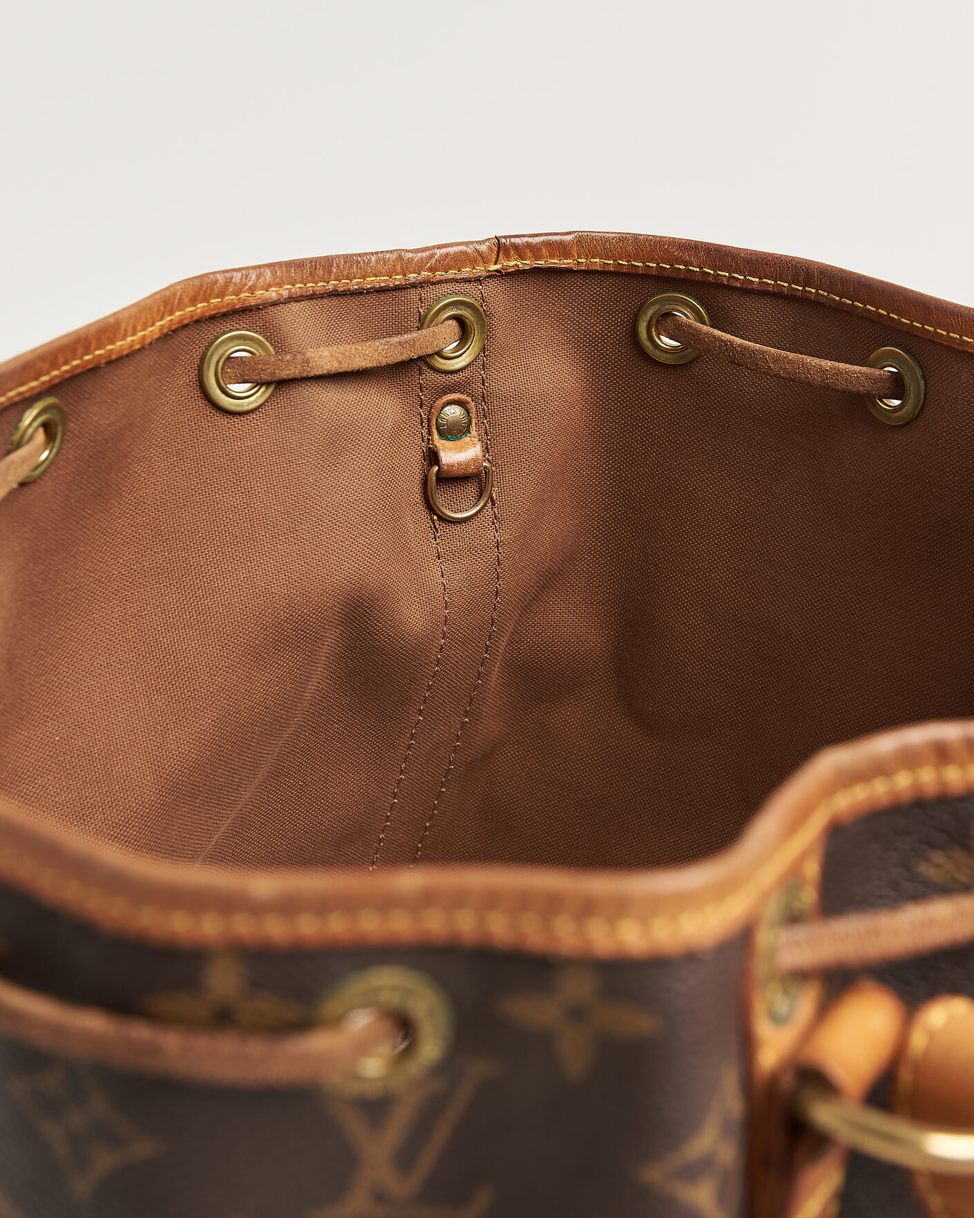 Hombres | Pre-Owned & Vintage Bags | Louis Vuitton Pre-Owned | Petit Noé Monogram