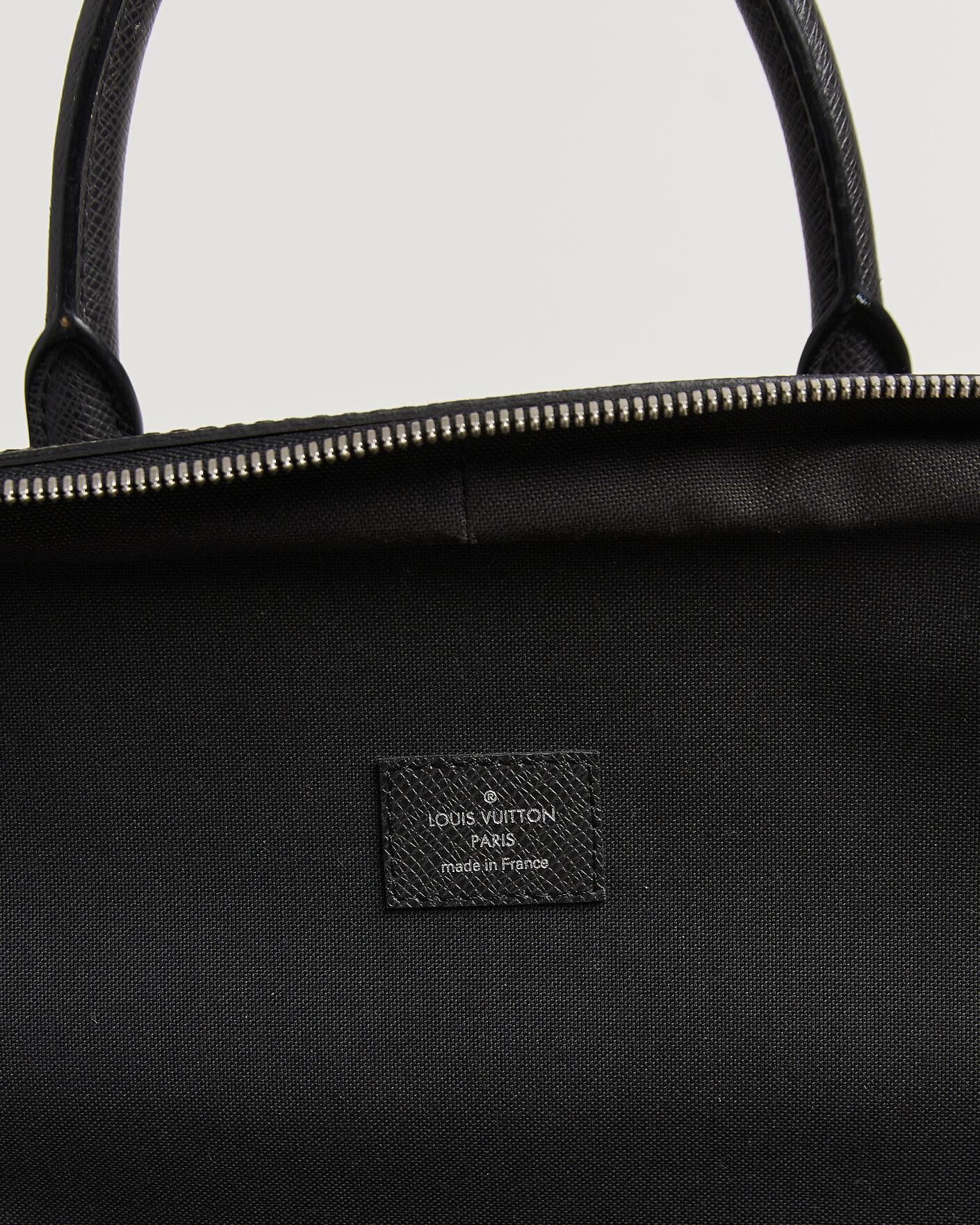 Hombres | Pre-Owned & Vintage Bags | Louis Vuitton Pre-Owned | Overnight Bag Taiga Leather Black
