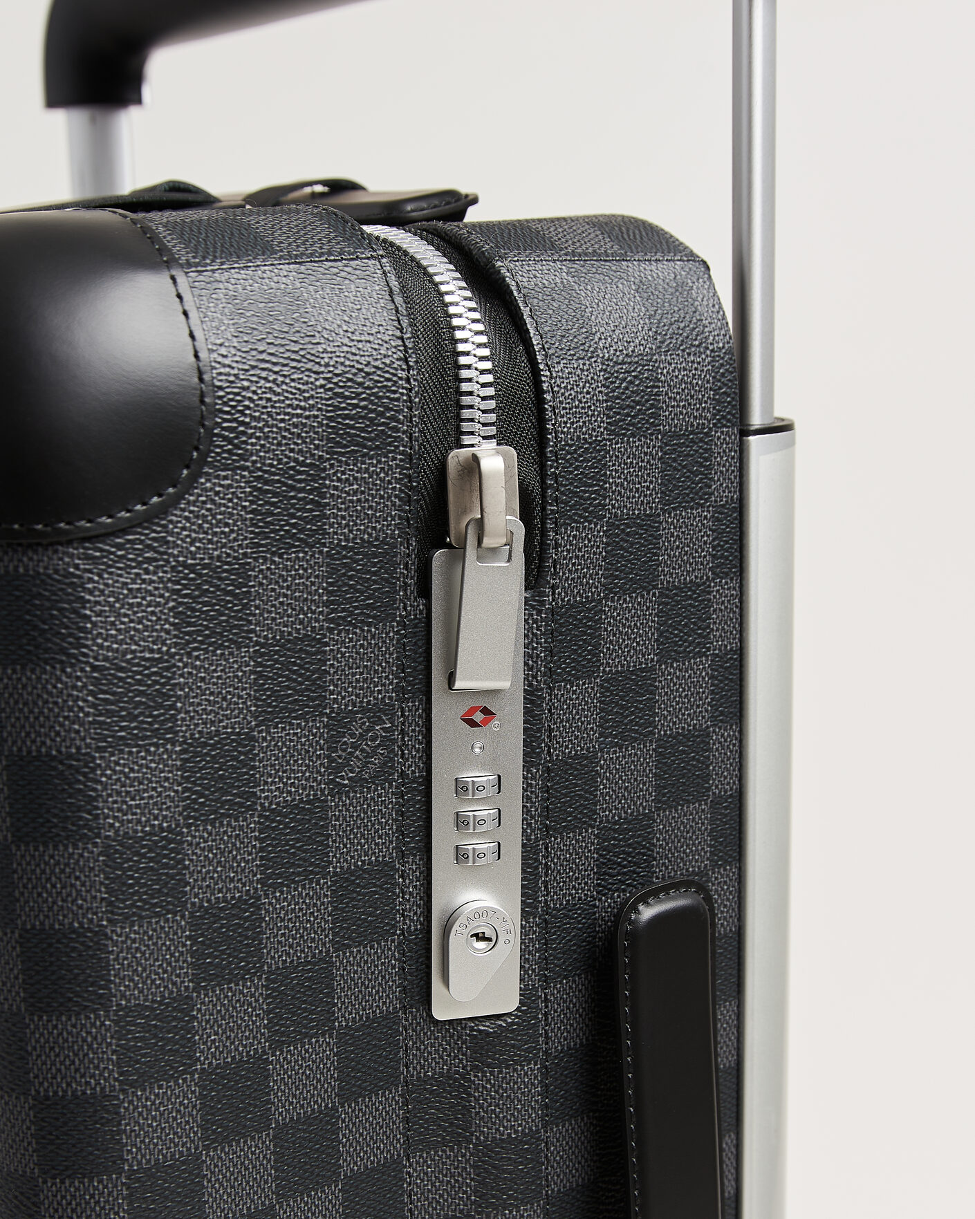 Hombres | Pre-Owned & Vintage Bags | Louis Vuitton Pre-Owned | Horizon 55 Damier Graphite