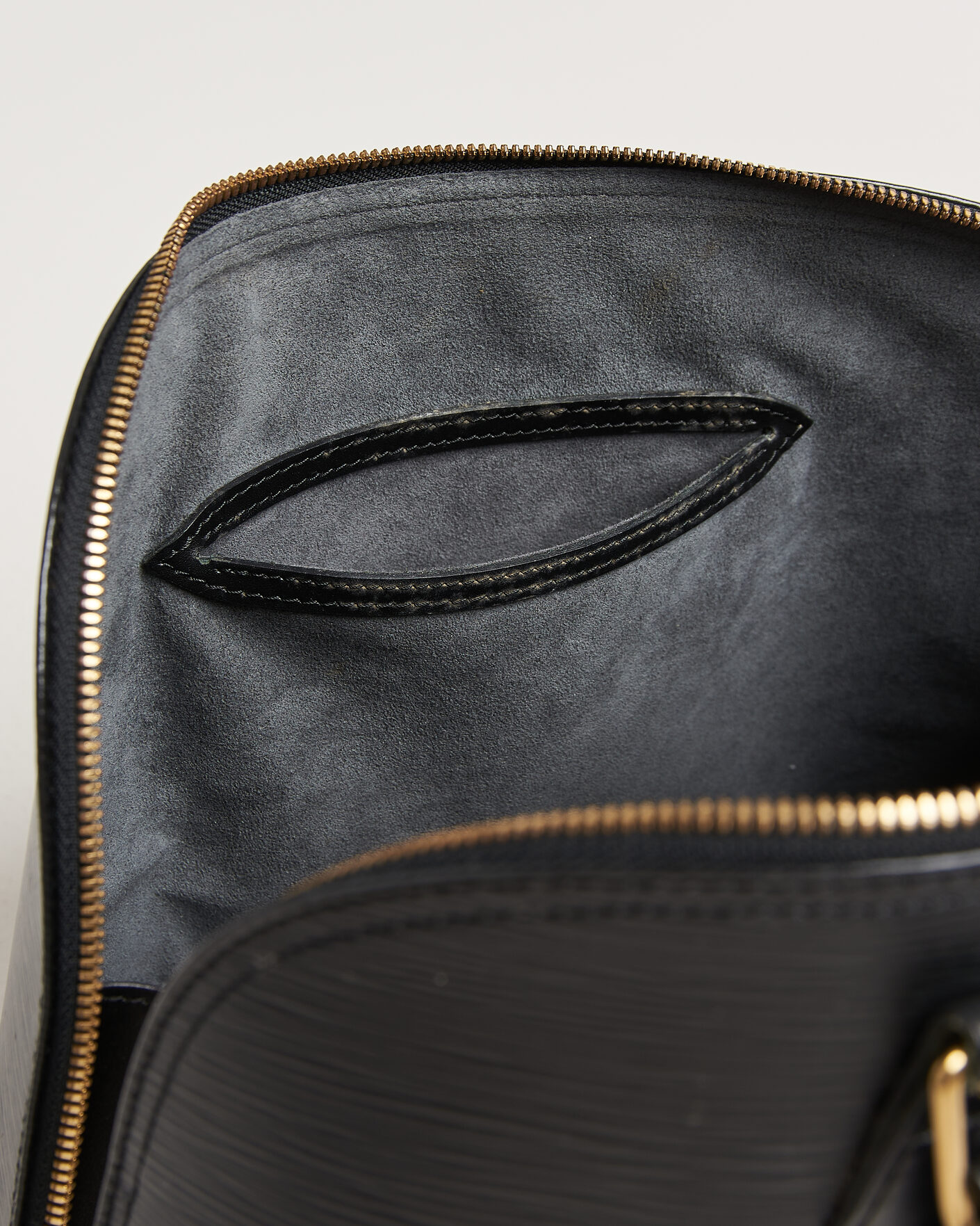 Hombres | Pre-Owned & Vintage Bags | Louis Vuitton Pre-Owned | Alma PM Bag Epi Leather Black
