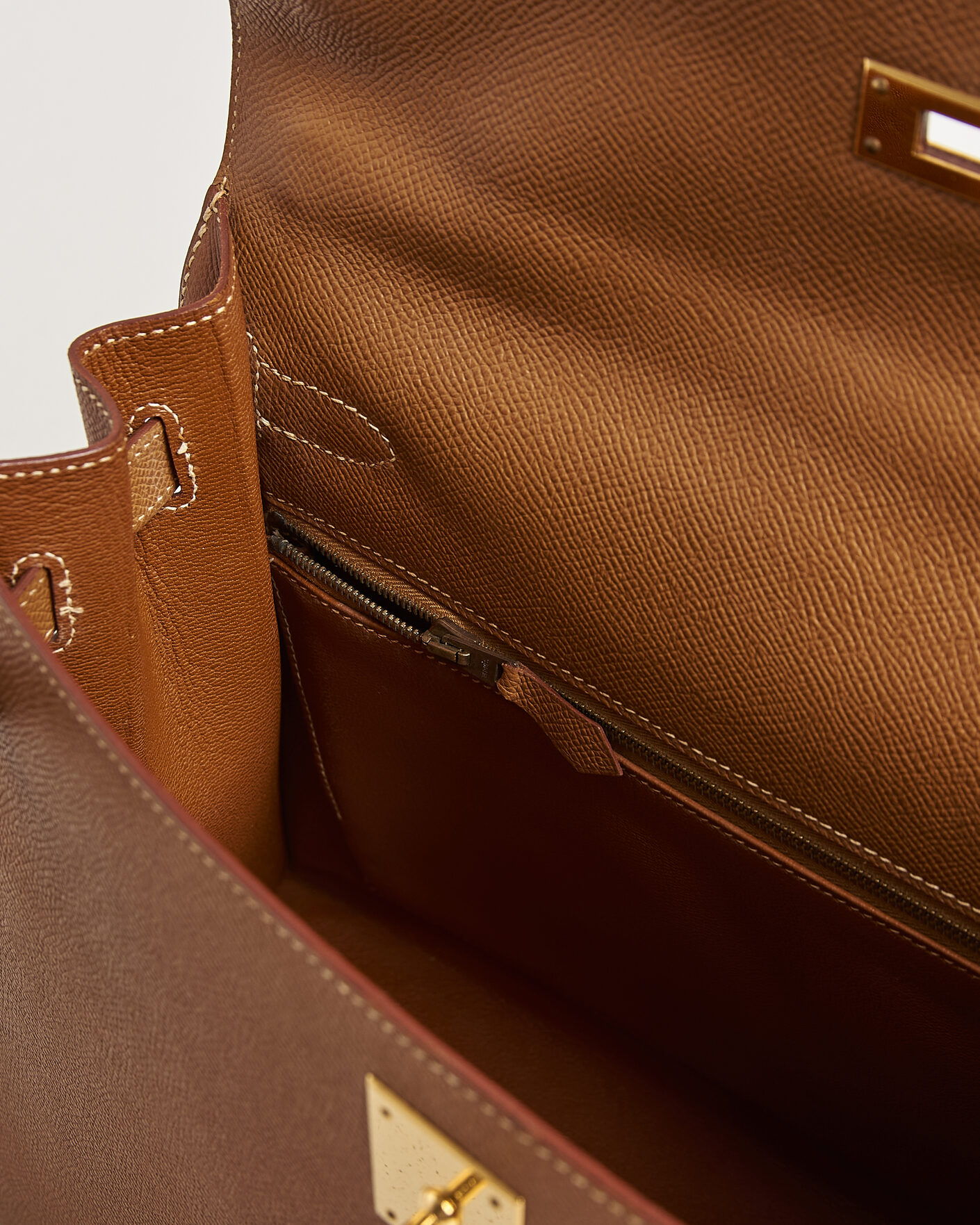 Hombres | Pre-Owned & Vintage Bags | Hermès Pre-Owned | Kelly 32 Courchevel Leather Gold