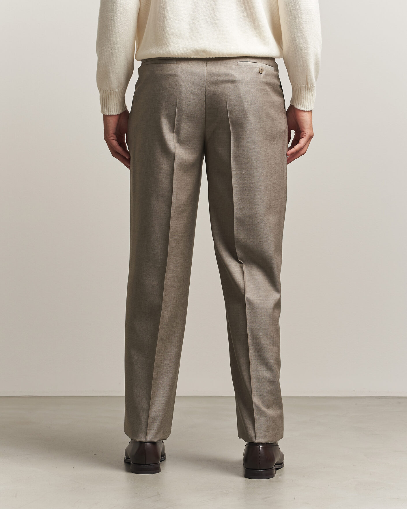 Hombres | Pantalones | Brioni | Capri Wool Trousers Beige