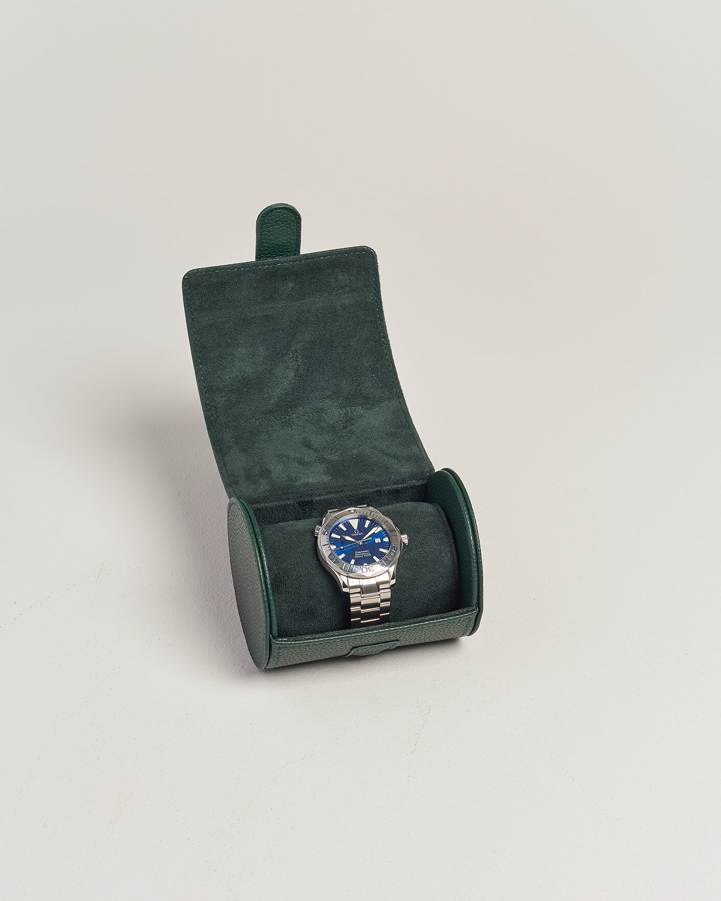 Hombres | Pre-Owned & Vintage Watches | Omega Pre-Owned | Seamaster 300M Electric Blue