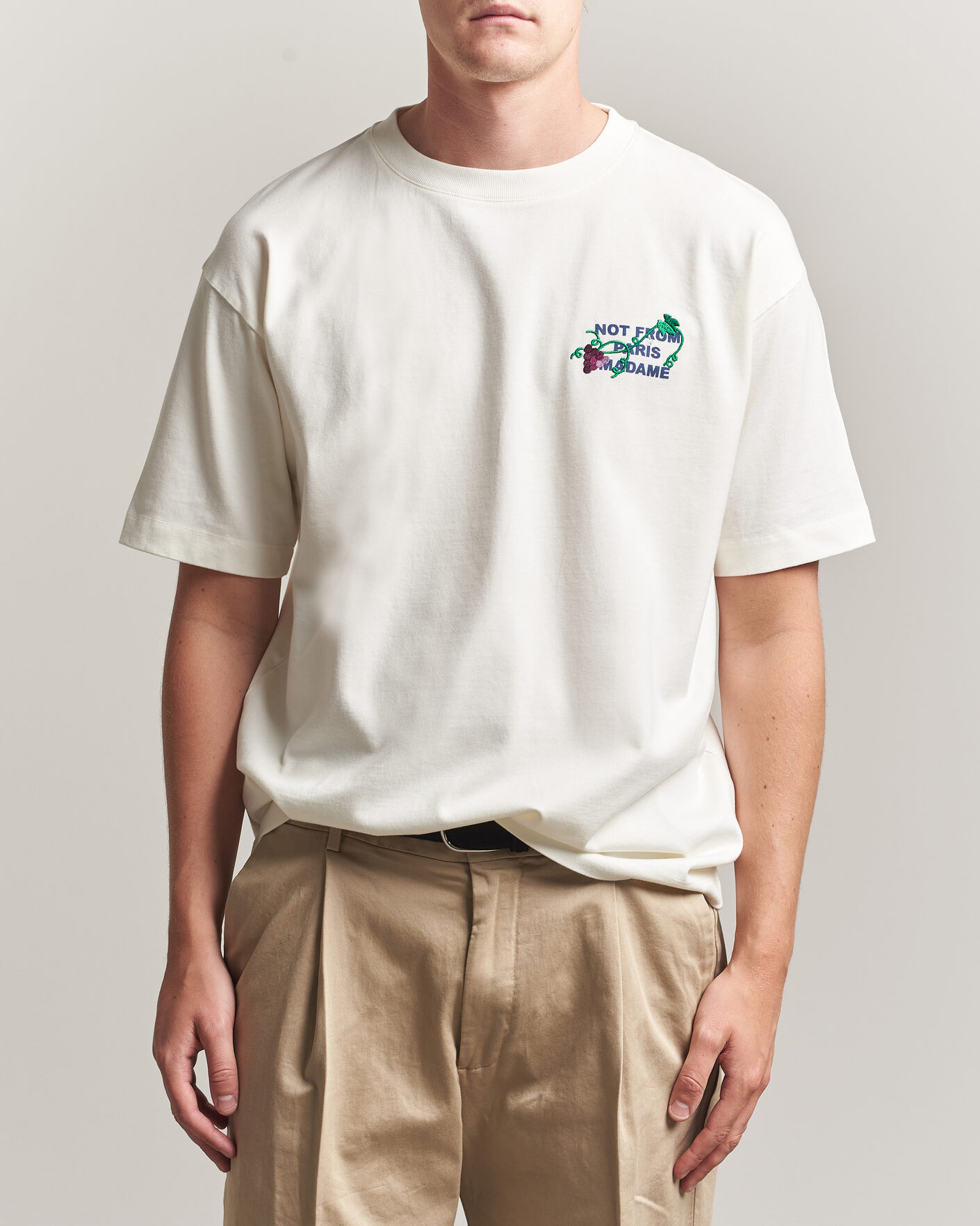 Hombres | Camisetas | Drôle de Monsieur | Vine Embroidered Slogan T-Shirt Off White