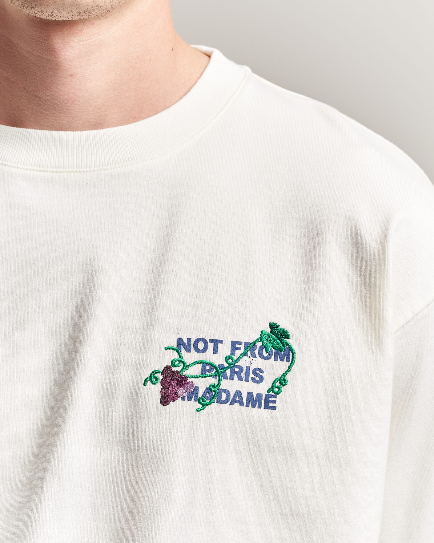 Hombres | Camisetas | Drôle de Monsieur | Vine Embroidered Slogan T-Shirt Off White