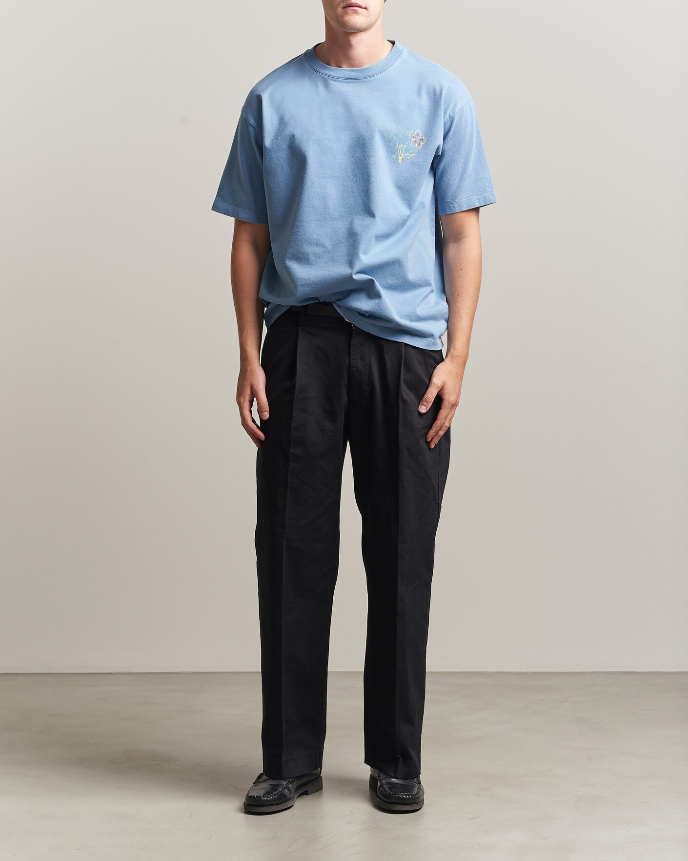 Hombres | Camisetas | Drôle de Monsieur | Esquisse Slogan T-shirt Light Blue