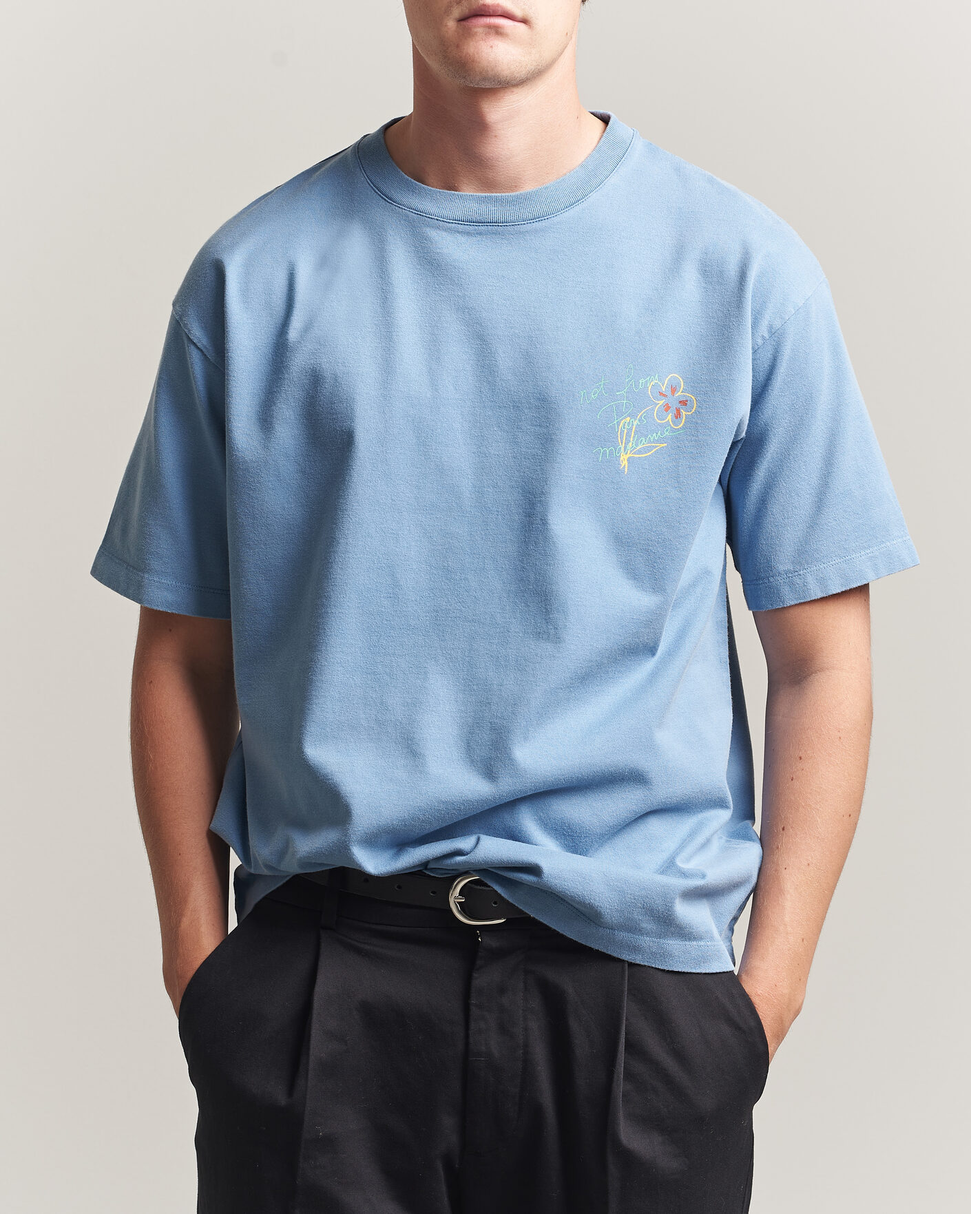 Hombres | Camisetas | Drôle de Monsieur | Esquisse Slogan T-shirt Light Blue