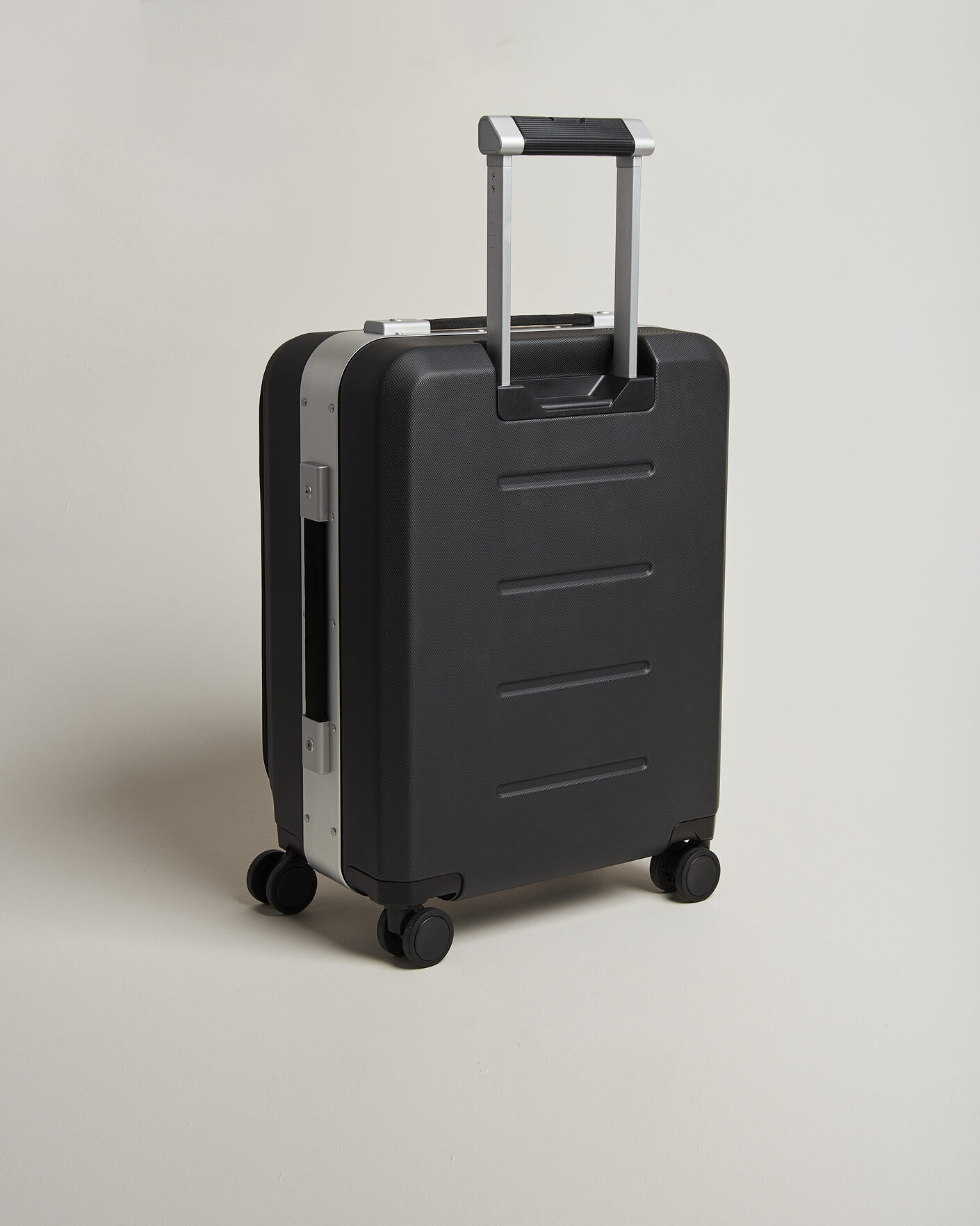 Hombres | Bolsos | DB | Ramverk Pro Front-Access Carry On Silver/Black