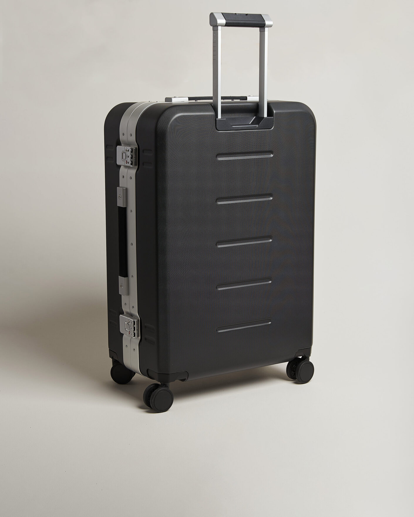 Hombres | Bolsos | DB | Ramverk Pro Check-In Luggage Large Silver/Black