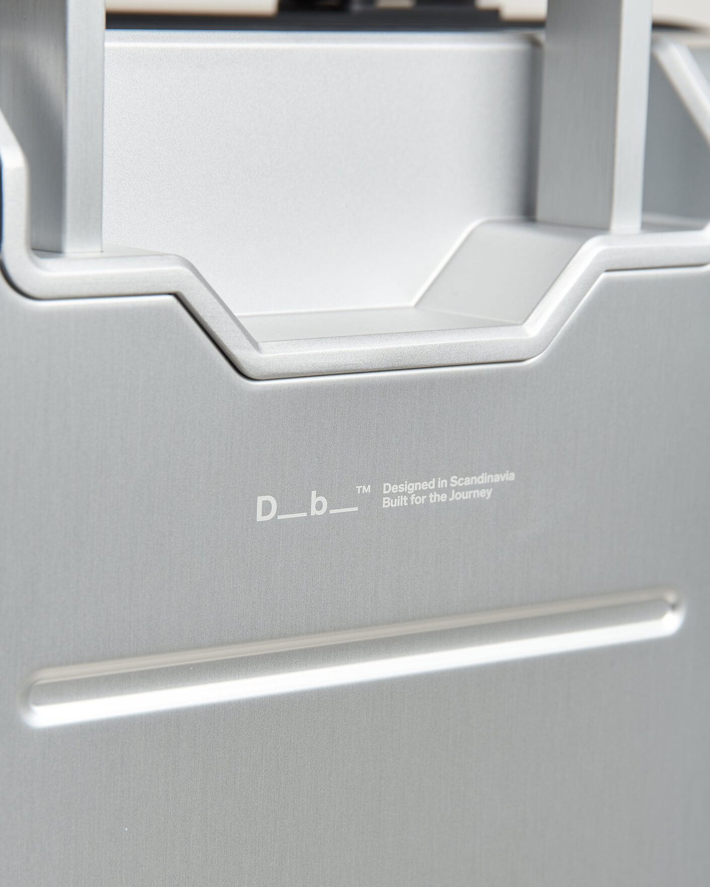 Hombres | Bolsos | DB | Ramverk Alu Pro Check-In Luggage Large Silver/Onyx