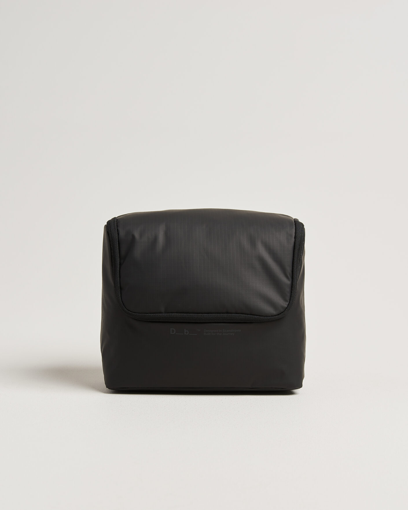 Hombres | DB Essential Wash Bag M Black Out | DB | Essential Wash Bag M Black Out