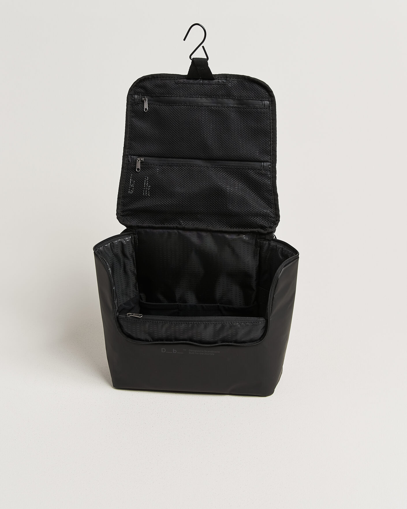Hombres | Bolsos | DB | Essential Wash Bag M Black Out