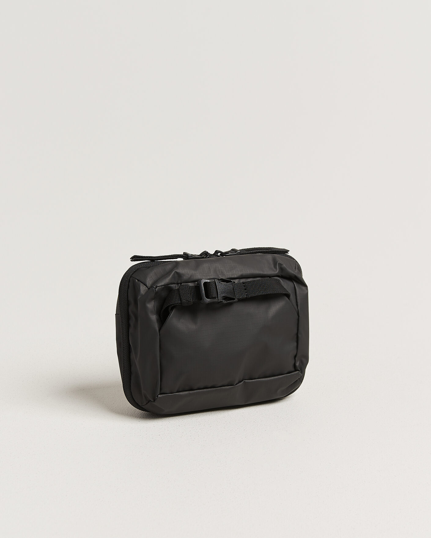 Hombres | Bolsos | DB | Ramverk Tech Organizer Black Out
