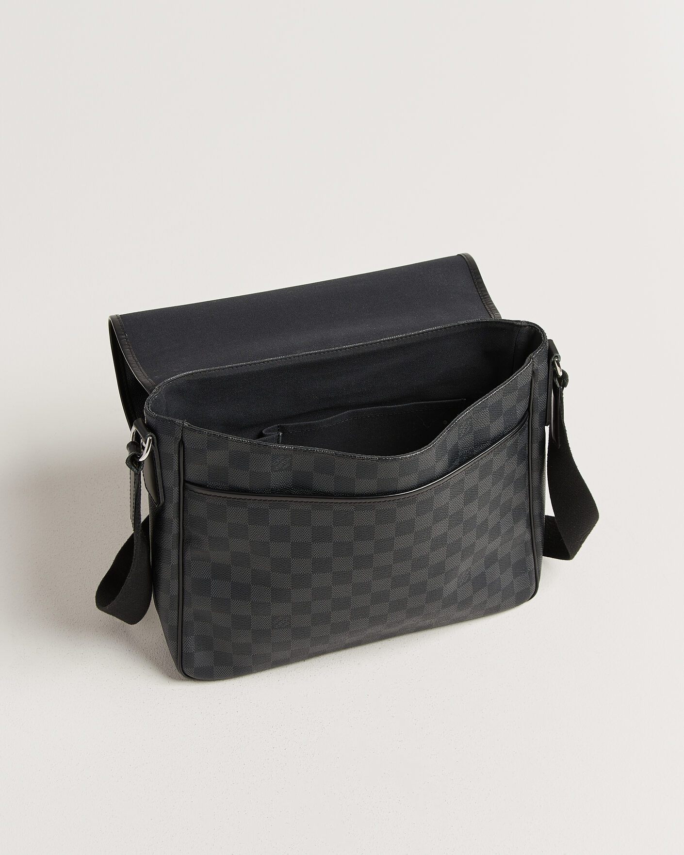 Hombres | Pre-Owned & Vintage Bags | Louis Vuitton Pre-Owned | Daniel MM Shoulder Bag Damier Graphite