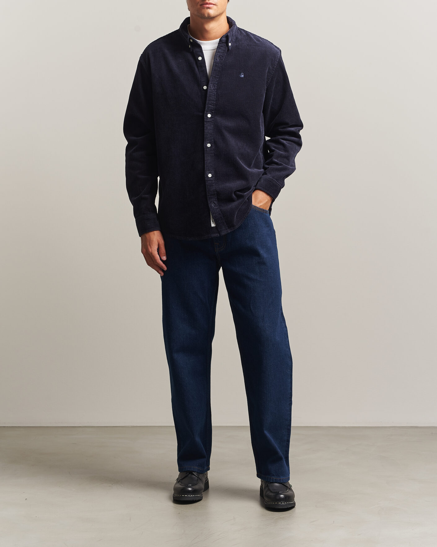 Hombres | Camisas | Carhartt WIP | Madison Cord Shirt Dark Navy