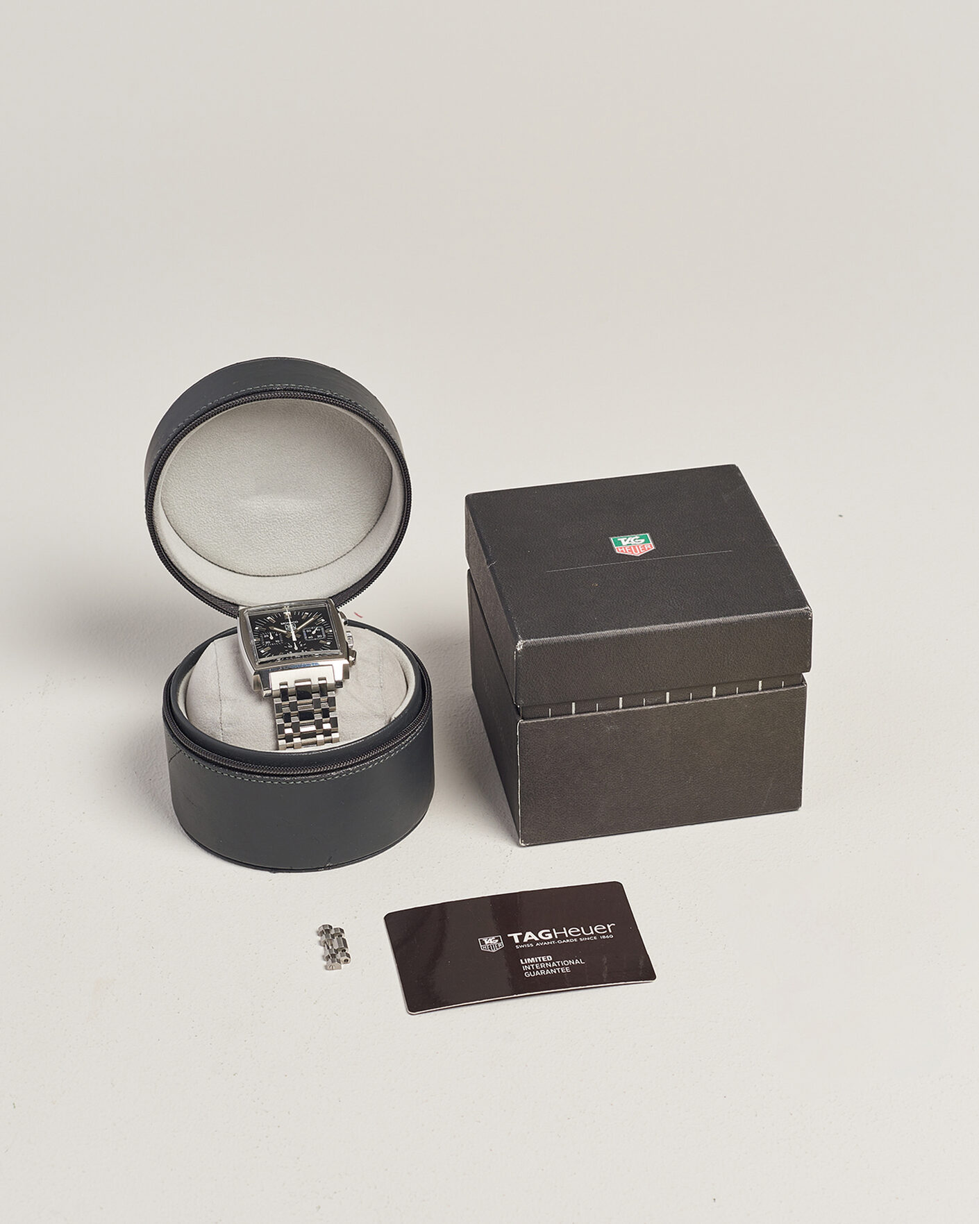 Hombres | Pre-Owned & Vintage Watches | Tag Heuer Pre-Owned | Monaco