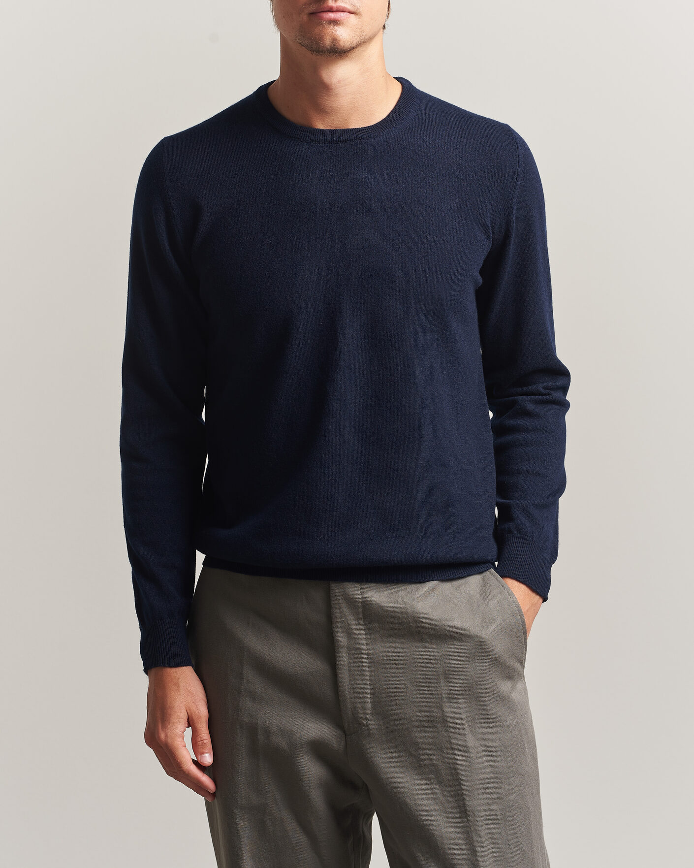 Hombres | Jerséis y prendas de punto | Fedeli | Pure Cashmere Crew Neck Navy Blue