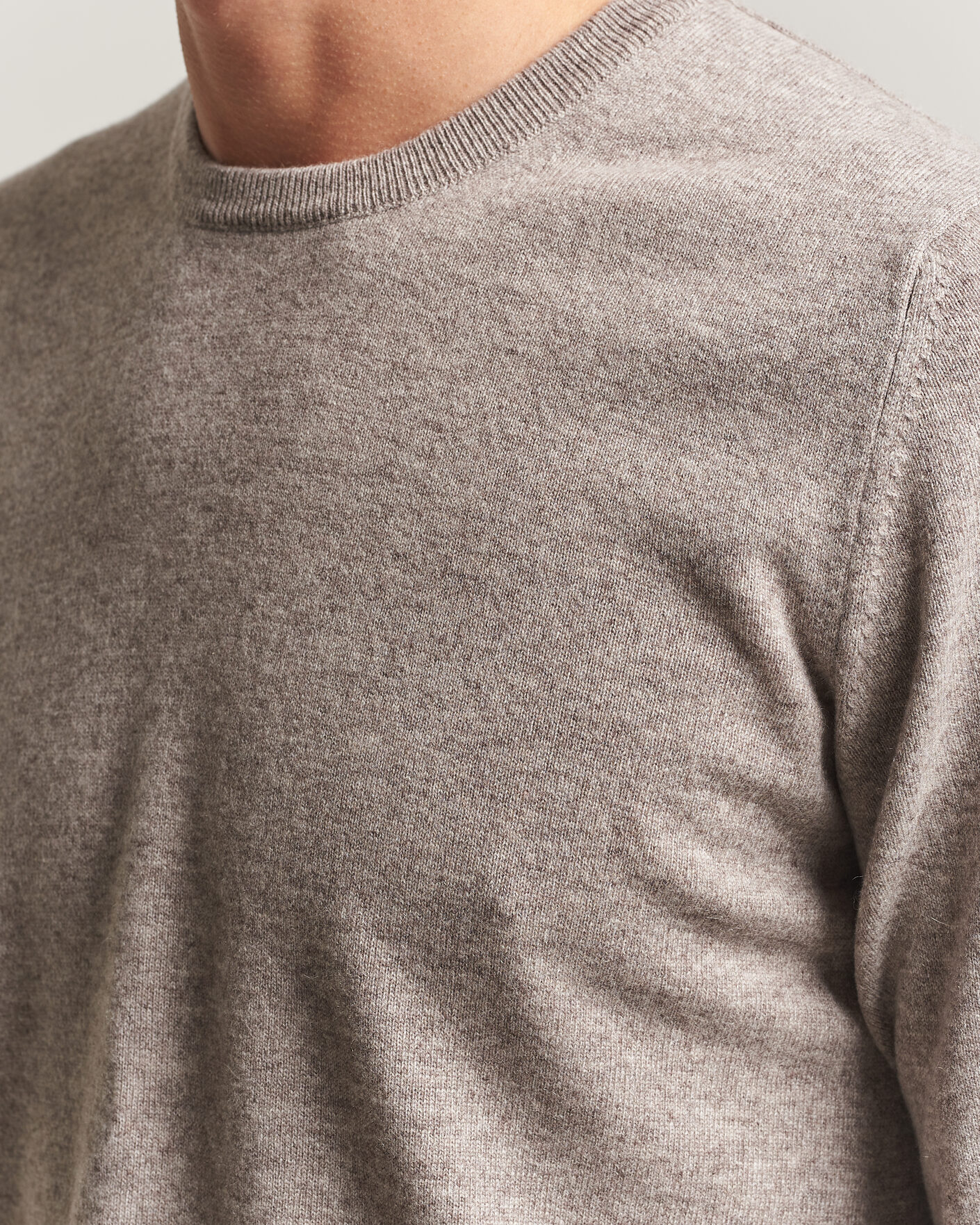 Hombres | Jerséis y prendas de punto | Fedeli | Pure Cashmere Crew Neck Beige Melange