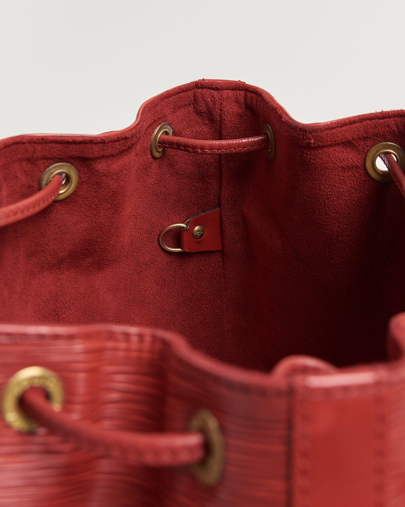 Hombres | Pre-Owned & Vintage Bags | Louis Vuitton Pre-Owned | Petit Noé Epi Leather Red