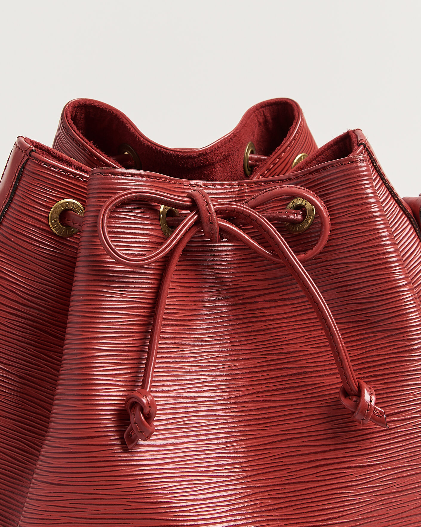 Hombres | Pre-Owned & Vintage Bags | Louis Vuitton Pre-Owned | Petit Noé Epi Leather Red