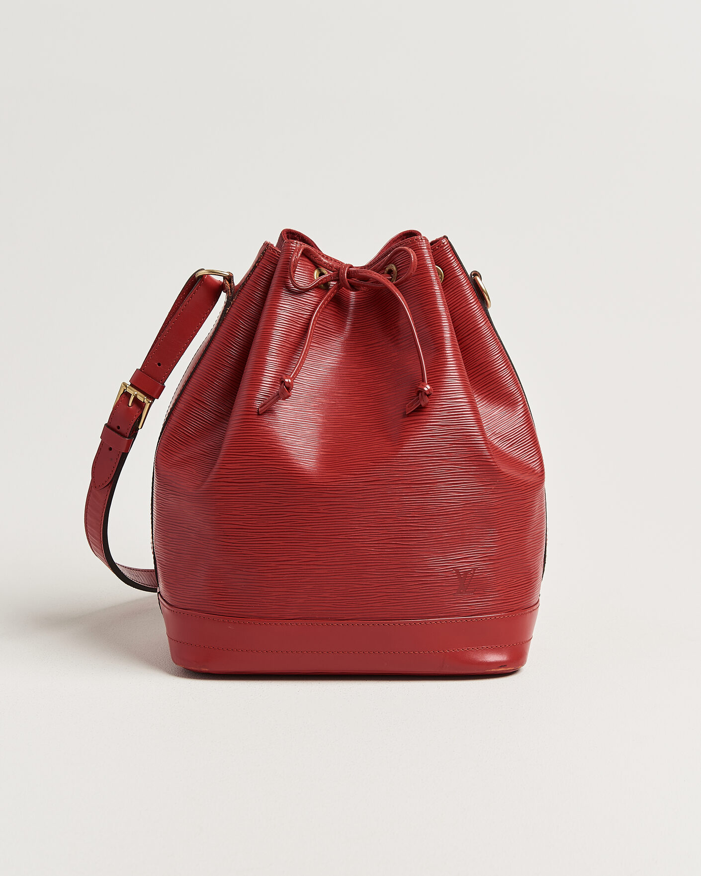 Hombres | Pre-Owned & Vintage Bags | Louis Vuitton Pre-Owned | Noé Epi Leather Red