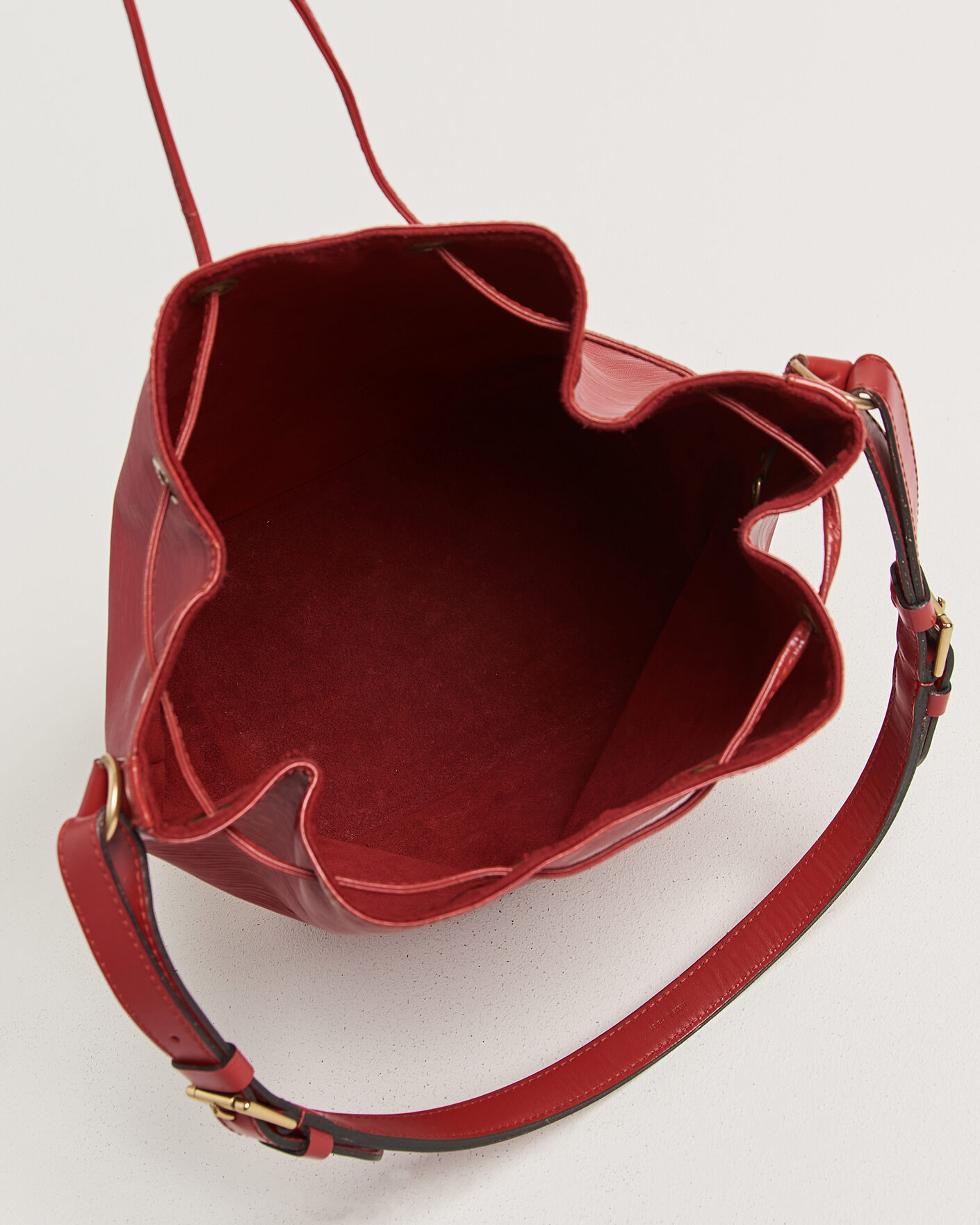 Hombres | Pre-Owned & Vintage Bags | Louis Vuitton Pre-Owned | Noé Epi Leather Red