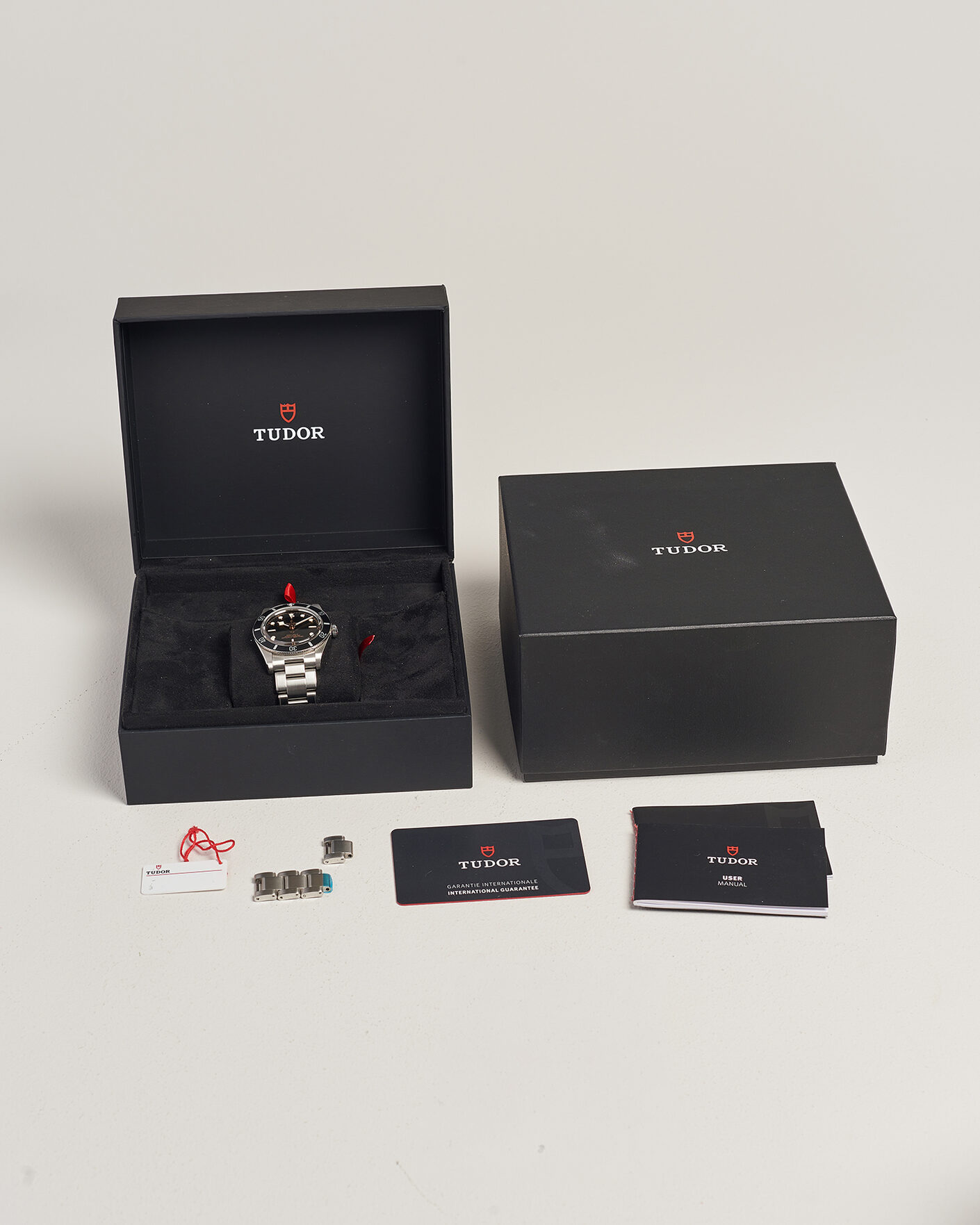 Hombres | Pre-Owned & Vintage Watches | Tudor Pre-Owned | Black Bay 54