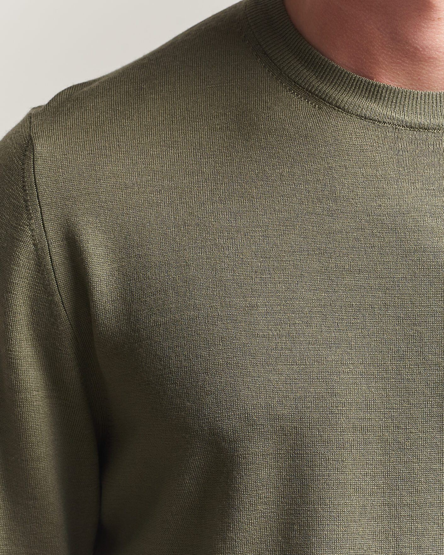 Hombres | Jerséis y prendas de punto | Canali | Merino Wool Crew Neck Olive