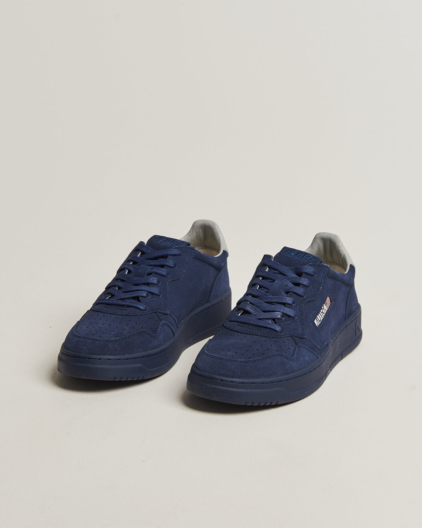 Hombres | Zapatillas | Autry | Medalist Low Suede Sneaker Navy