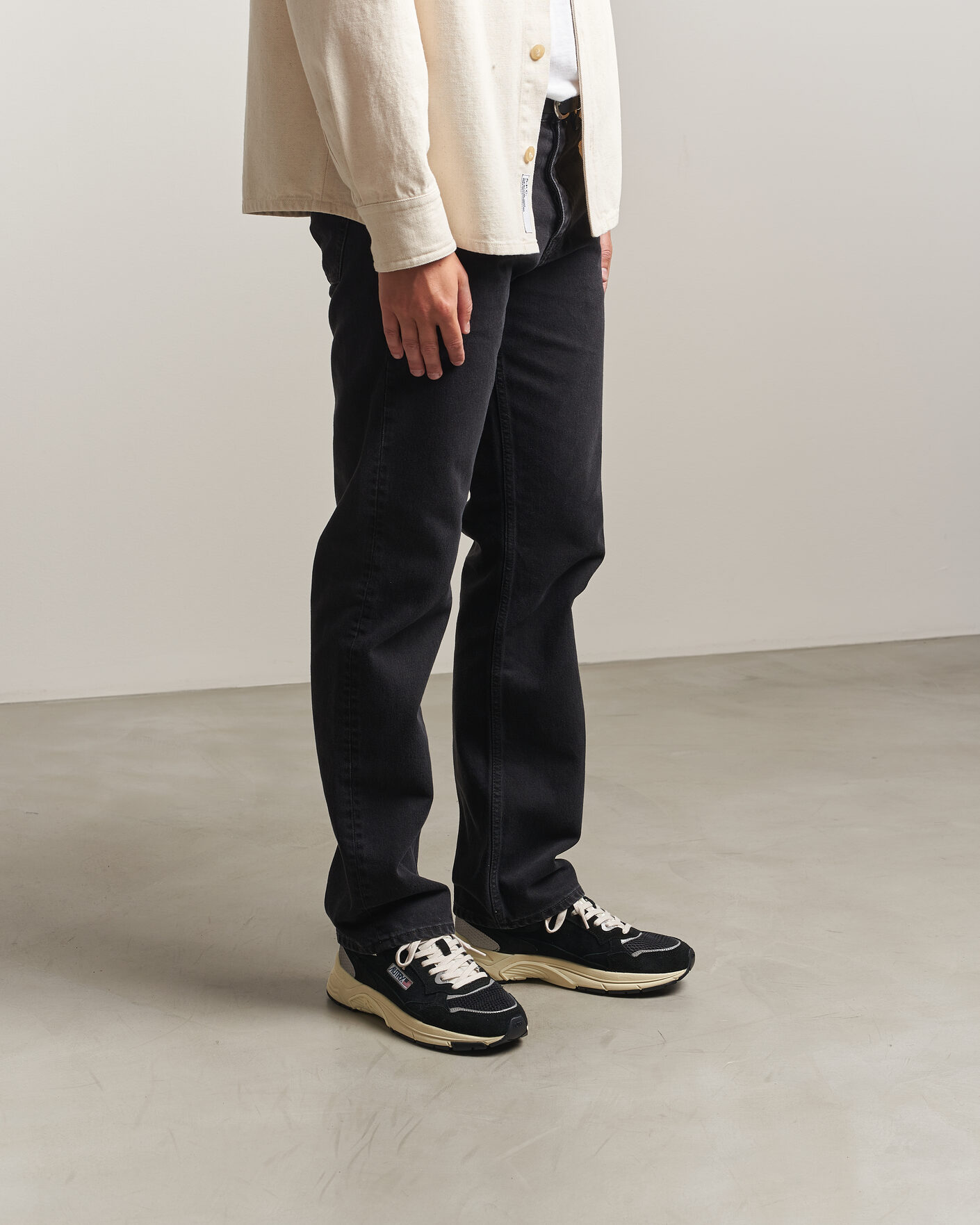 Hombres | Zapatillas | Autry | Hyperway Low Suede Running Sneaker Black