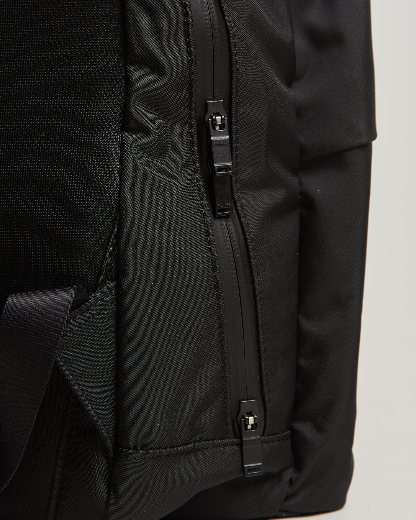 Hombres | Bolsos | Porter-Yoshida & Co. | View Daypack Black