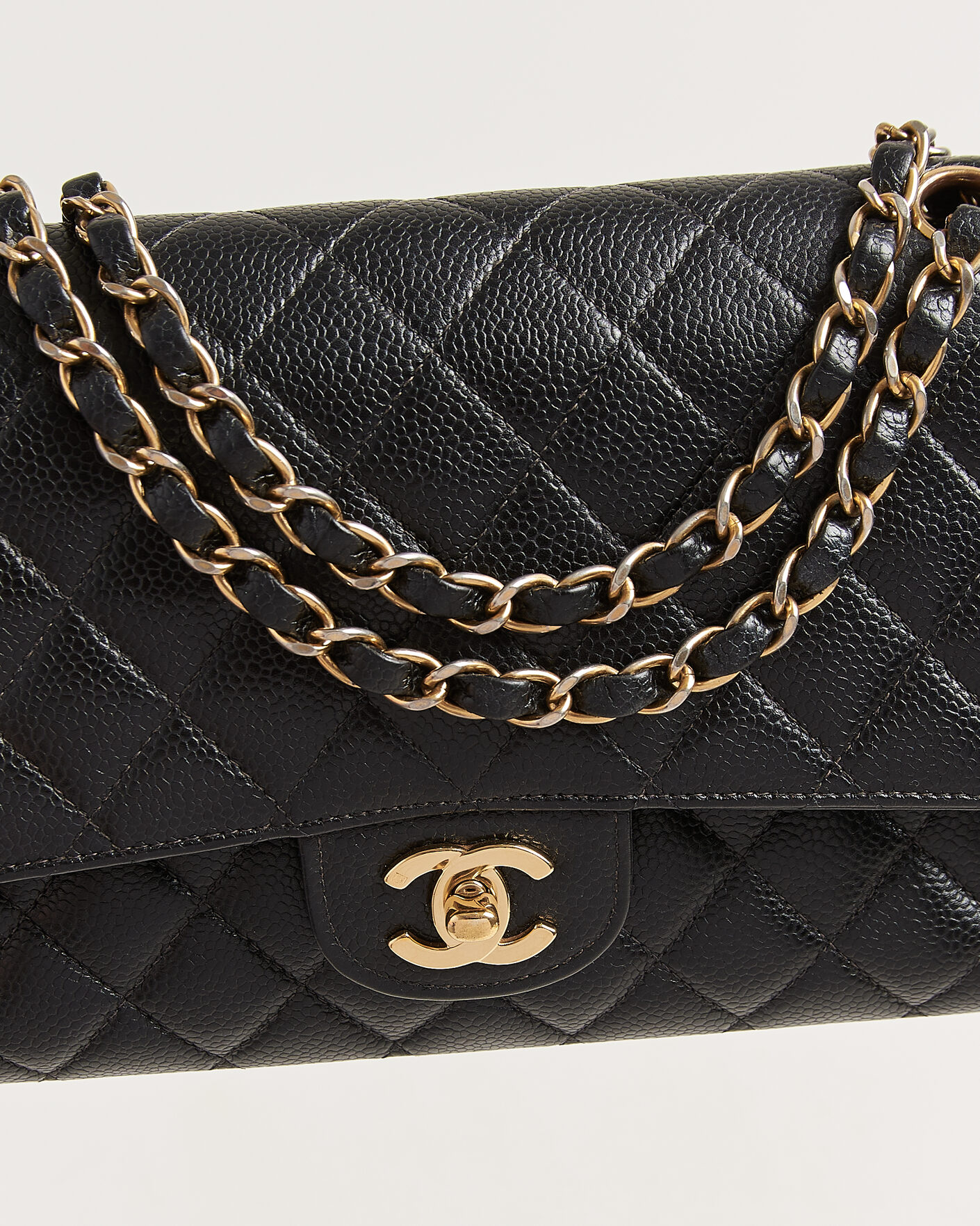 Hombres | Chanel Pre-Owned Classic Medium Double Flap Bag Caviar Leather Black | Chanel Pre-Owned | Classic Medium Double Flap Bag Caviar Leather Black