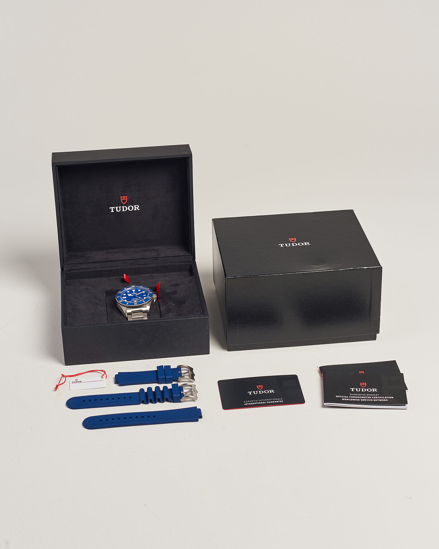 Hombres | Pre-Owned & Vintage Watches | Tudor Pre-Owned | Pelagos Blue Titan