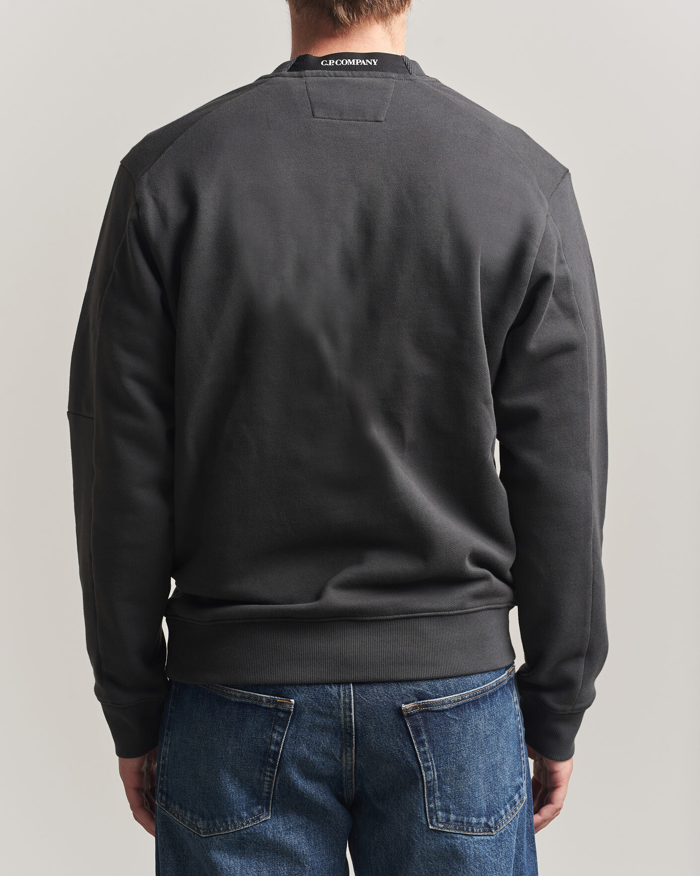 Hombres | Jerséis y prendas de punto | C.P. Company | Diagonal Raised Fleece Lens Sweatshirt Dark Grey
