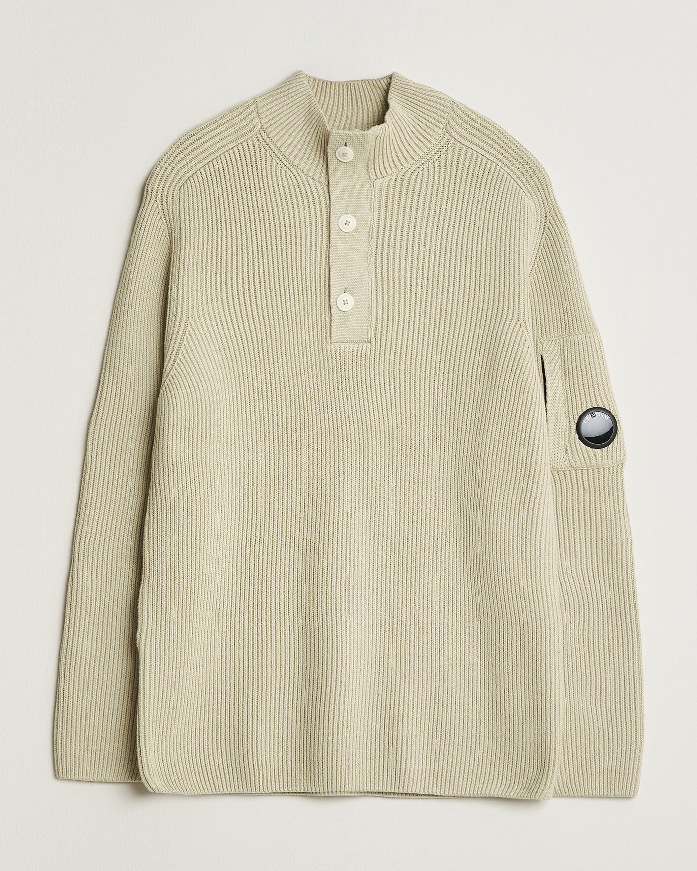 Hombres | Jerséis y prendas de punto | C.P. Company | Full Rib Knitted Cotton Half Button Light Grey