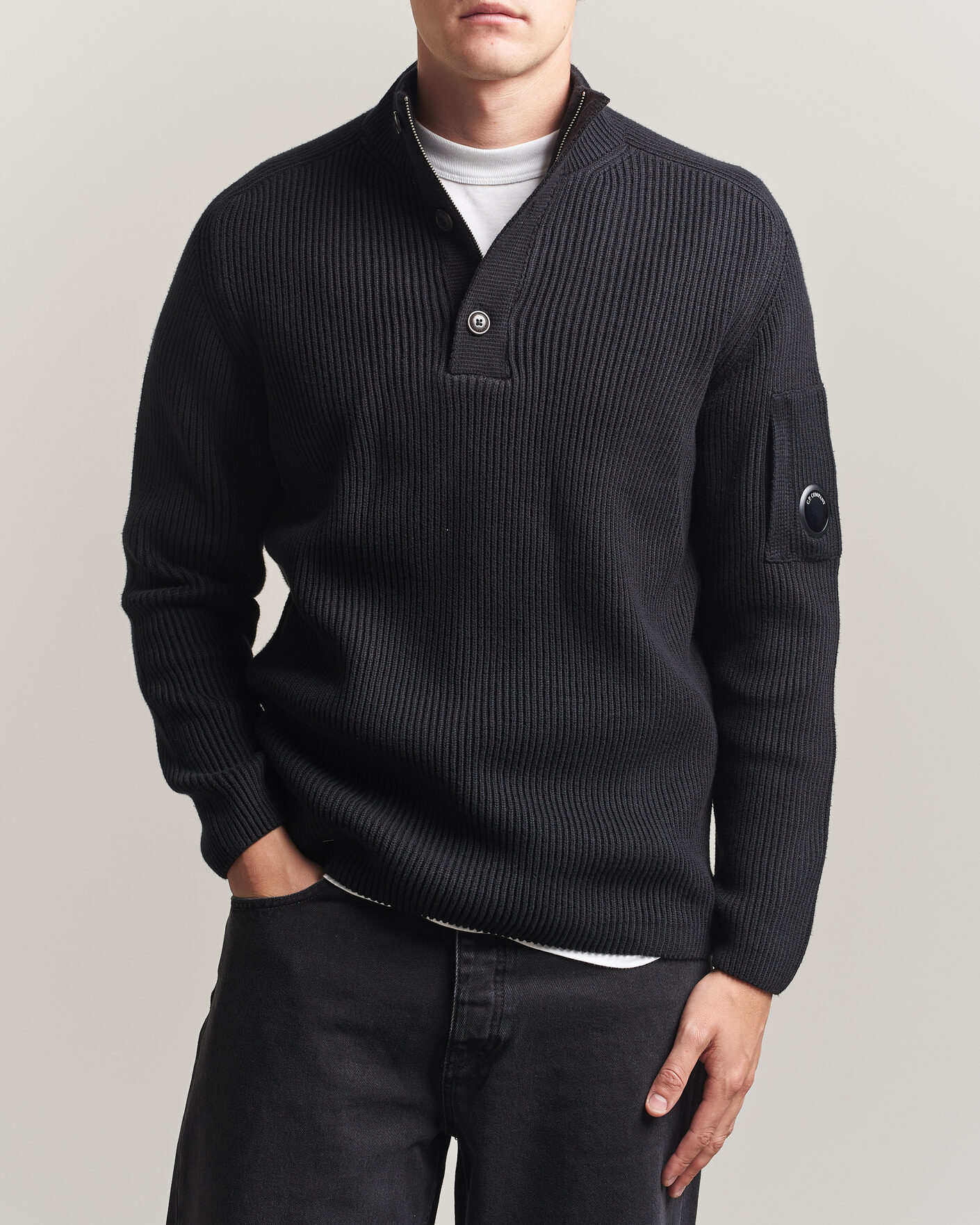 Hombres | Jerséis y prendas de punto | C.P. Company | Full Rib Knitted Cotton Half Button Black