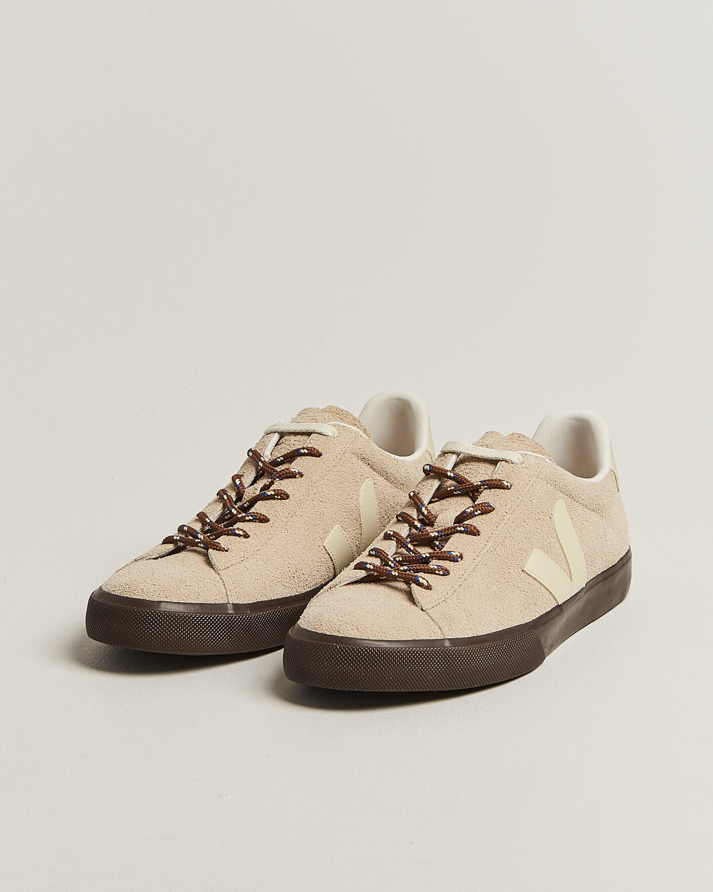 Hombres | Zapatillas | Veja | Campo Suede Sneaker Almond/Pierre
