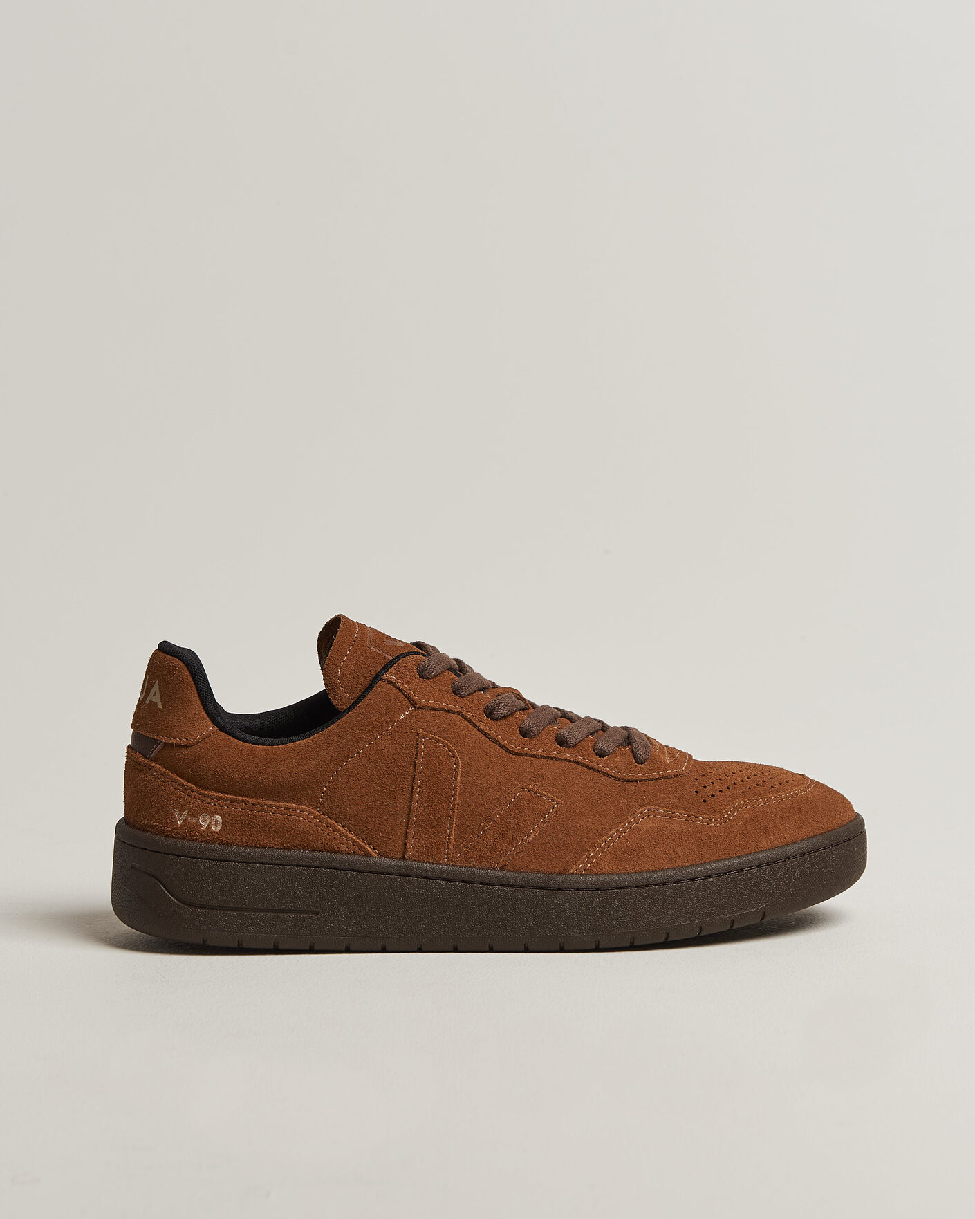Hombres | Zapatillas | Veja | V-90 Suede Sneaker Full Cognac/Eagle