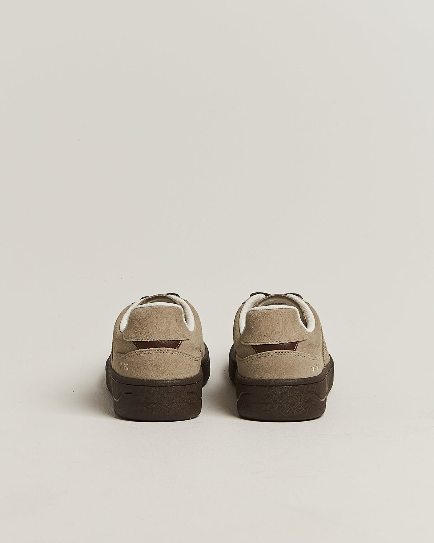 Hombres | Zapatillas | Veja | V-90 Suede Sneaker Taupe/Eagle