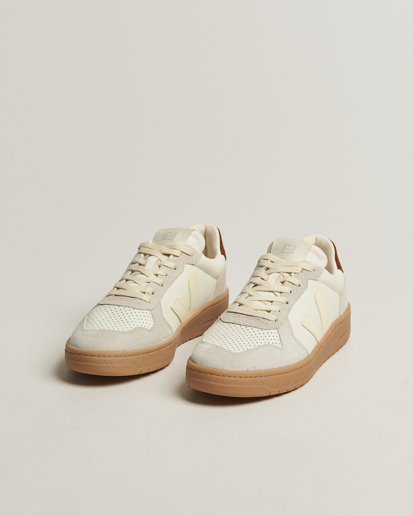 Hombres | Zapatillas | Veja | V-82 Sneaker Pure Calcaire/Cognac