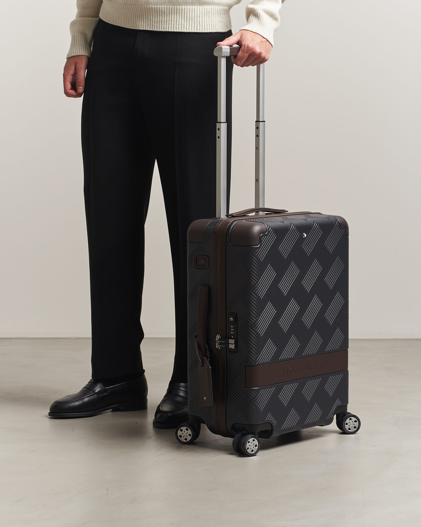 Hombres | Bolsos | Montblanc | #MY4810 Cabin Extreme 3.0 Compact Trolley Navy Blue
