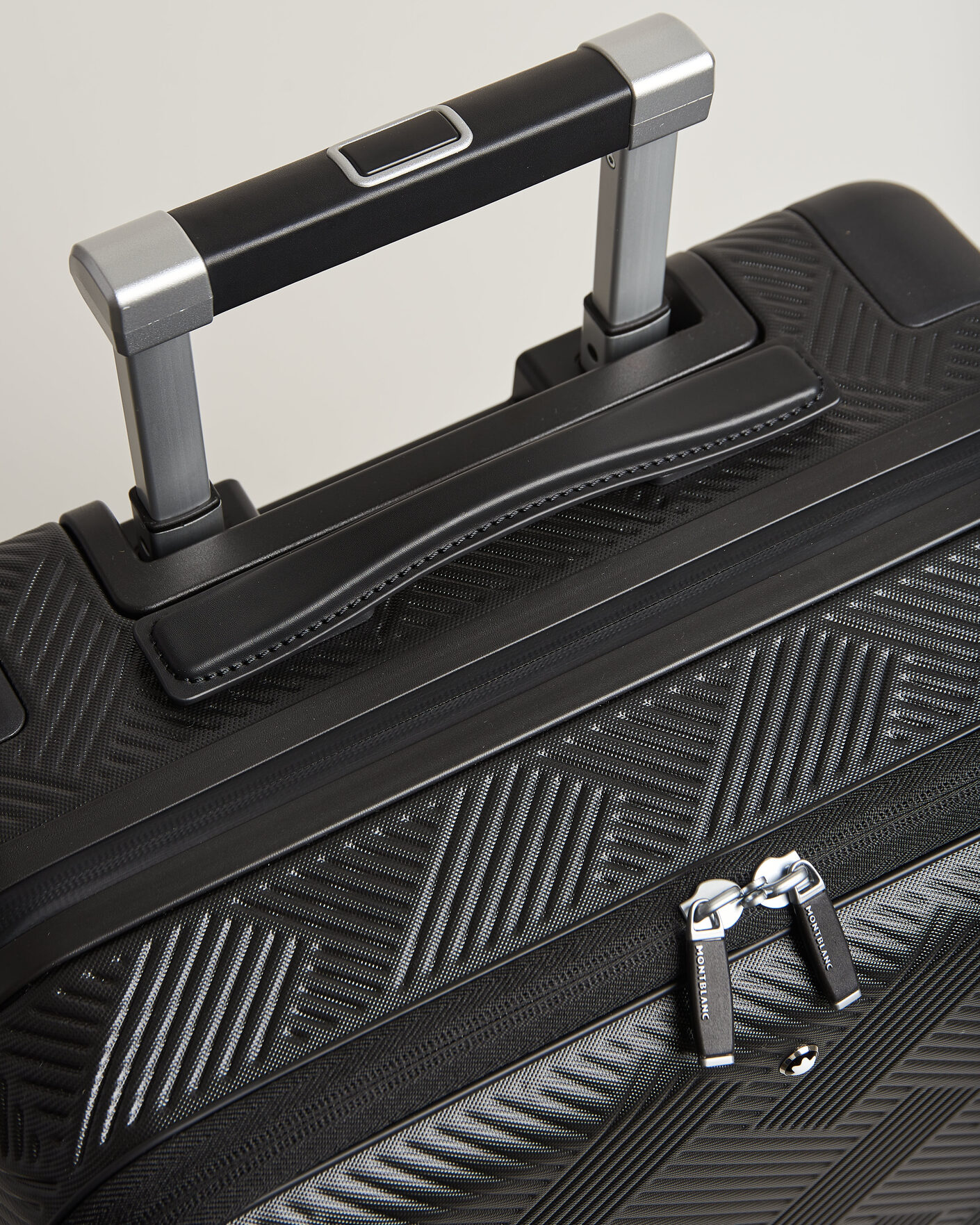 Hombres | Bolsos | Montblanc | #MY4810 Extreme 3.0 Cabin with Pocket Black