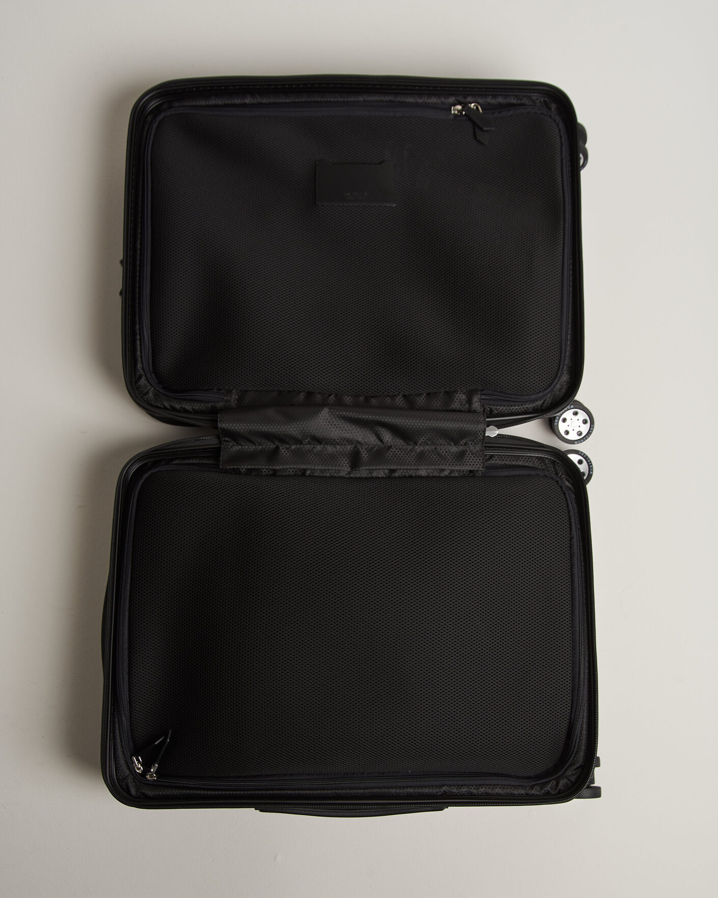 Hombres | Bolsos | Montblanc | #MY4810 Extreme 3.0 Cabin with Pocket Black