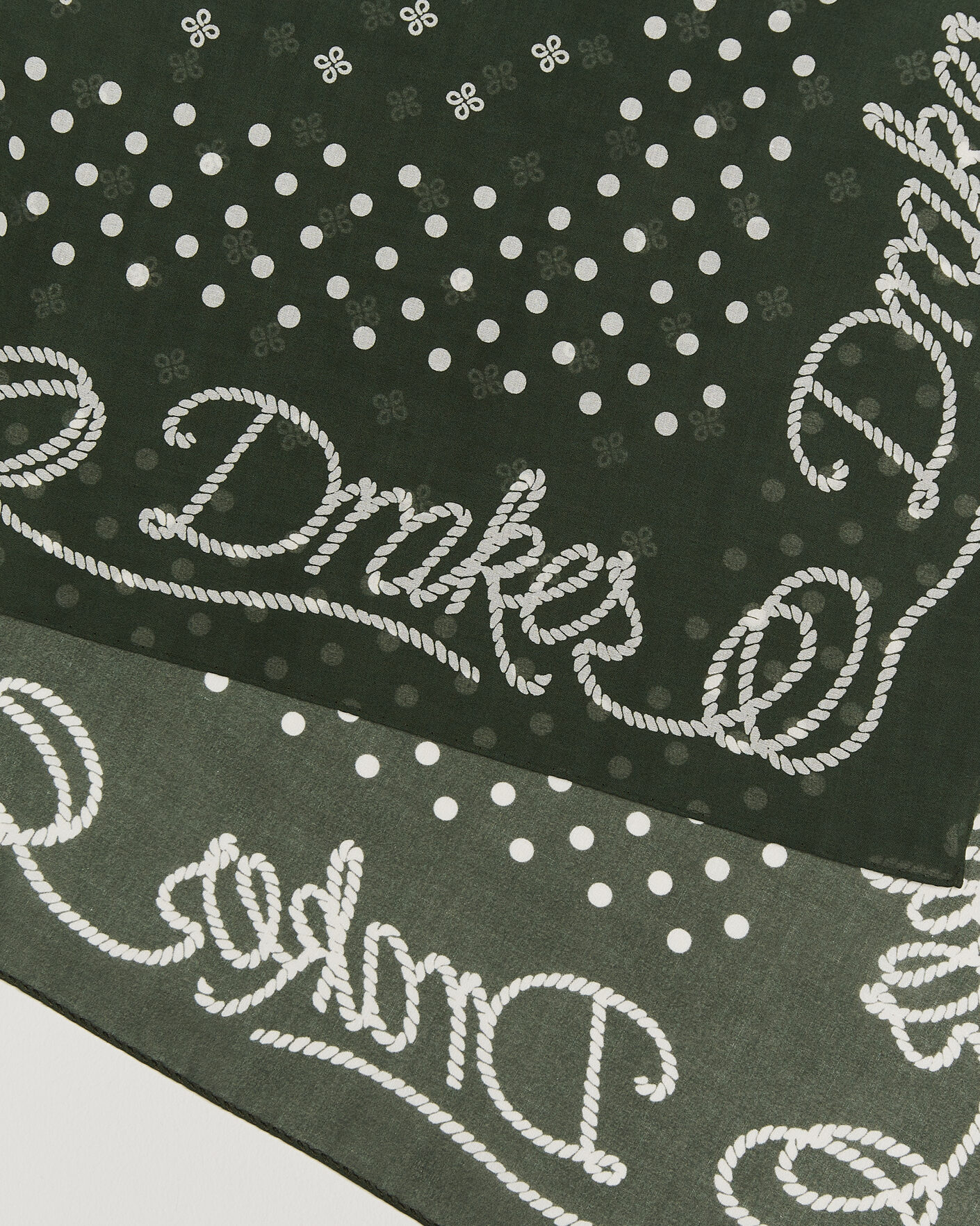 Hombres | Bufandas elegantes | Drake's | Rope Border Cotton Bandana Green