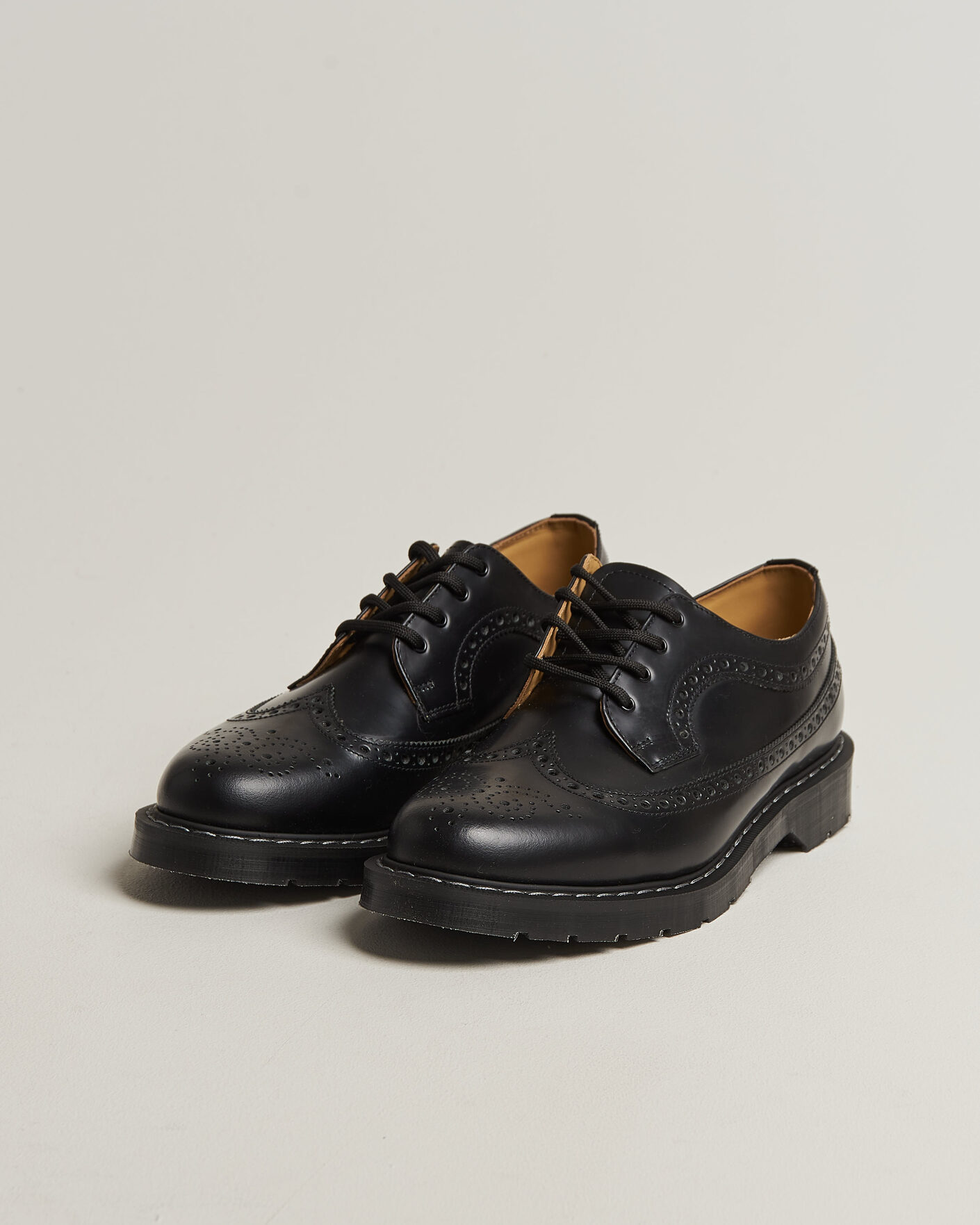 Hombres | Zapatos brogues | Solovair | American Brogue Shoe Black Shine
