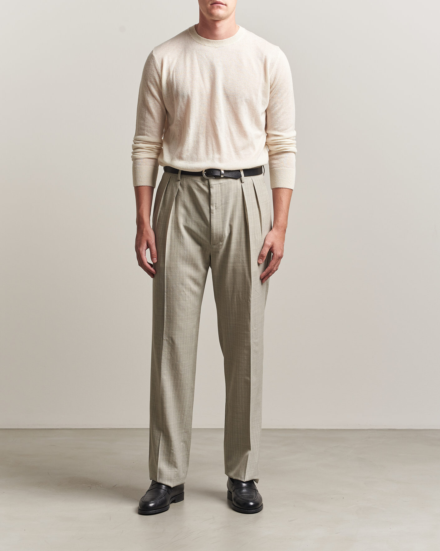 Hombres | Pantalones | Ralph Lauren Purple Label | Glenn Pinstriped Pleated Wool Trousers Grey