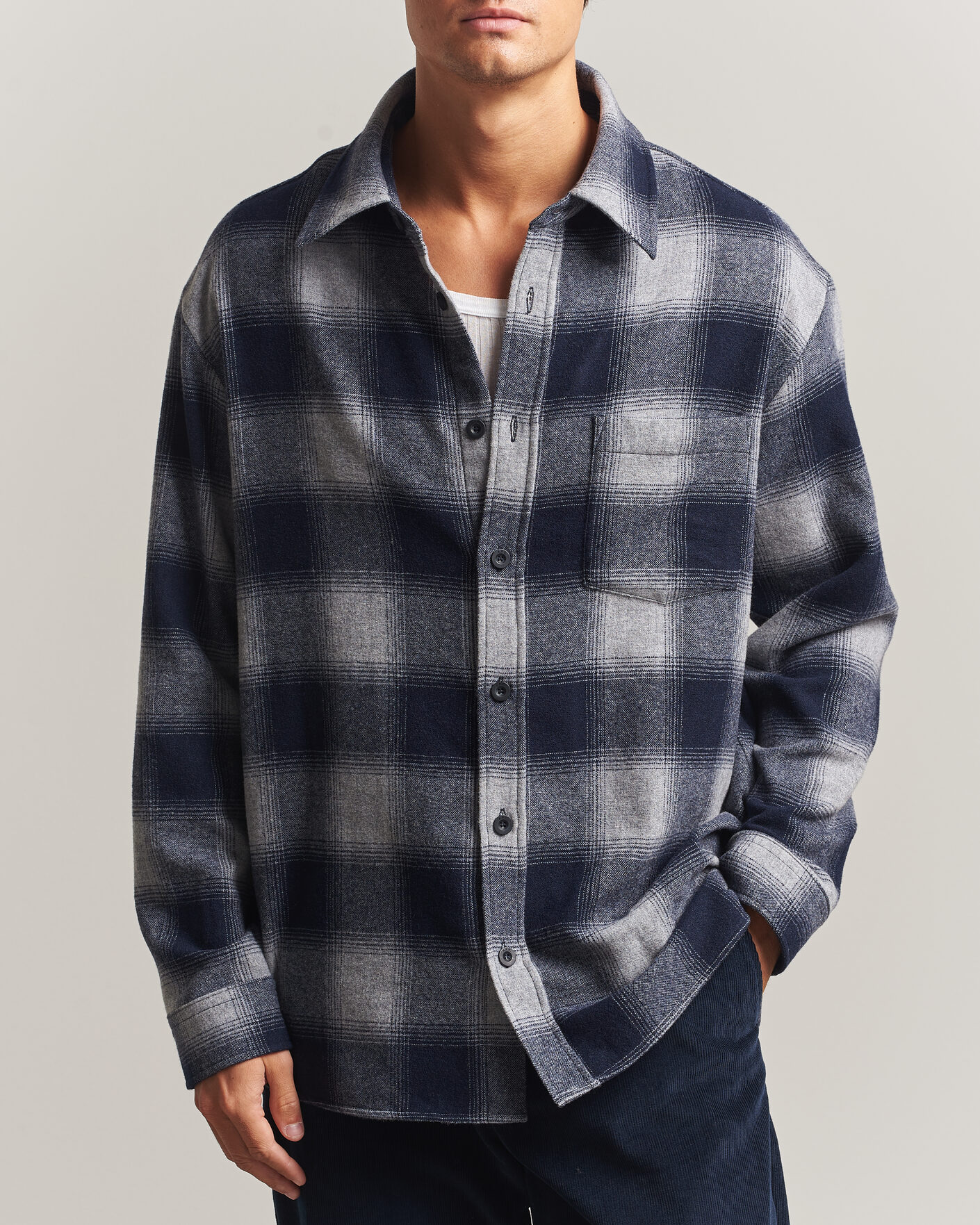 Hombres | Camisas | A.P.C. | Malaury Checked Overshirt Light Grey